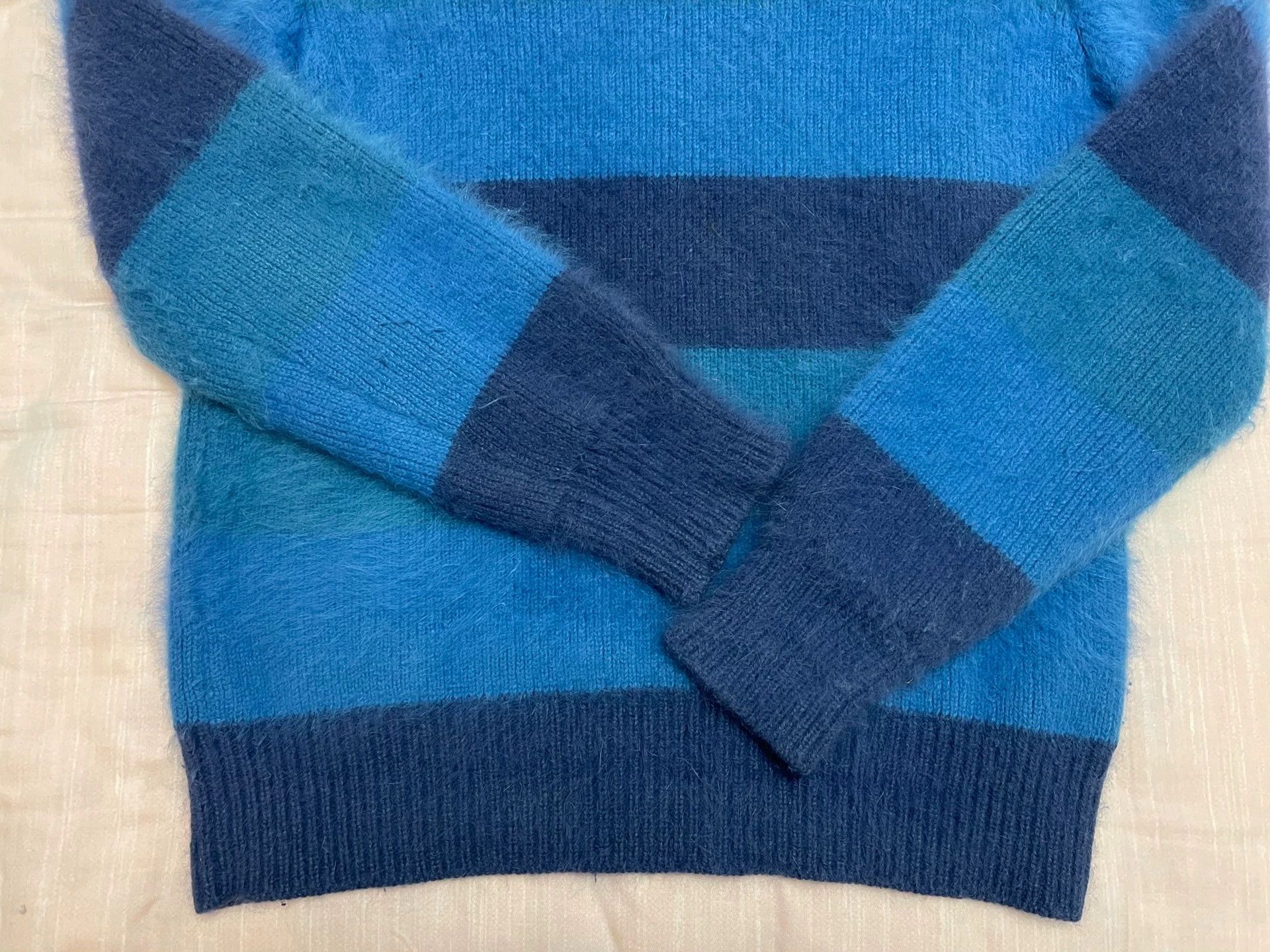 Louis Vuitton Louis Vuitton Shrek Blue M Men's Angora Mix Sweater Size US M / EU 48-50 / 2 - 3 Thumbnail