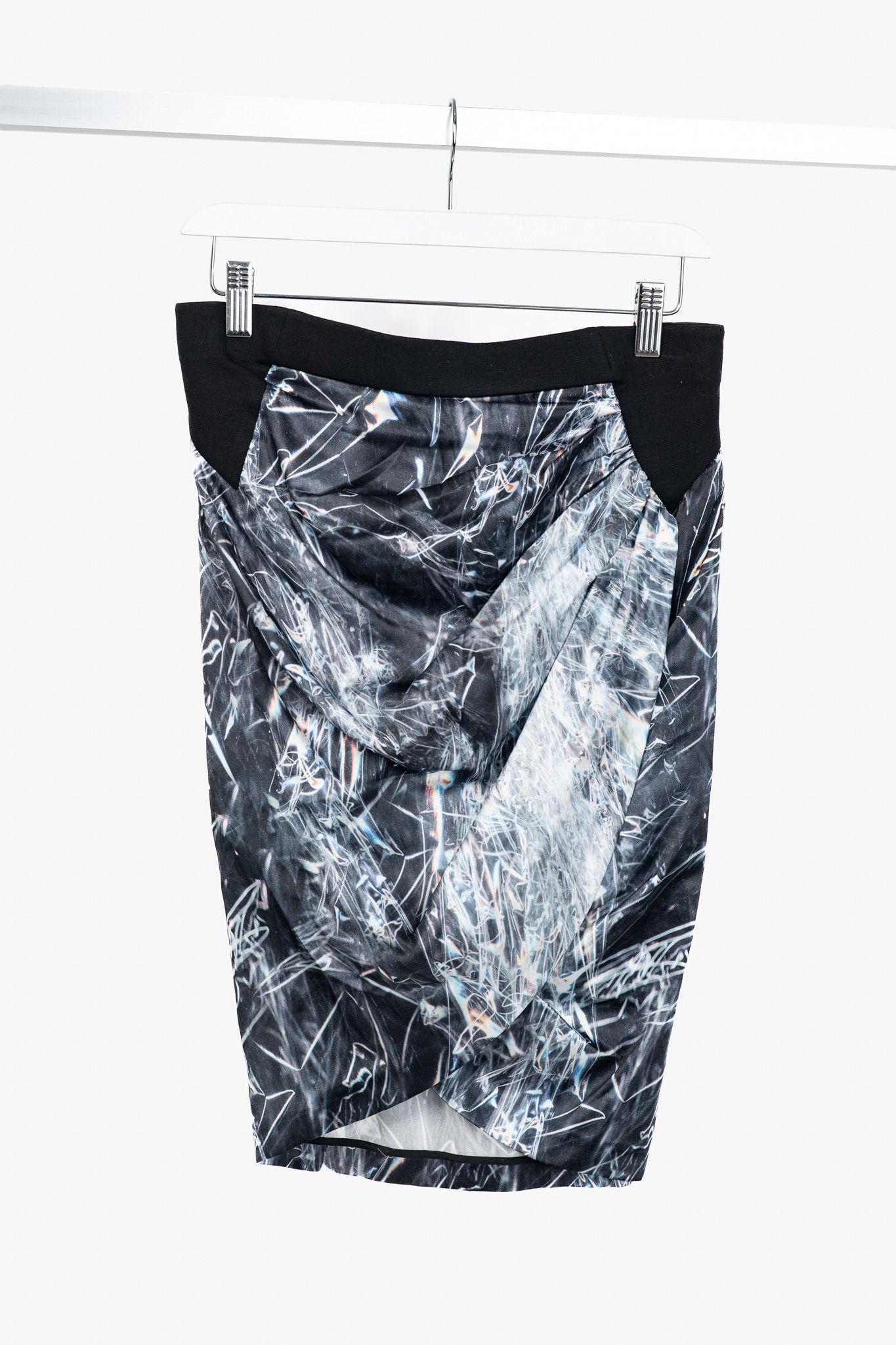 Helmut Lang Helmut Lang Cellophane-Print Stretch-Silk Knee-Length Skirt Size 28" / US 6 / IT 42 - 1 Thumbnail