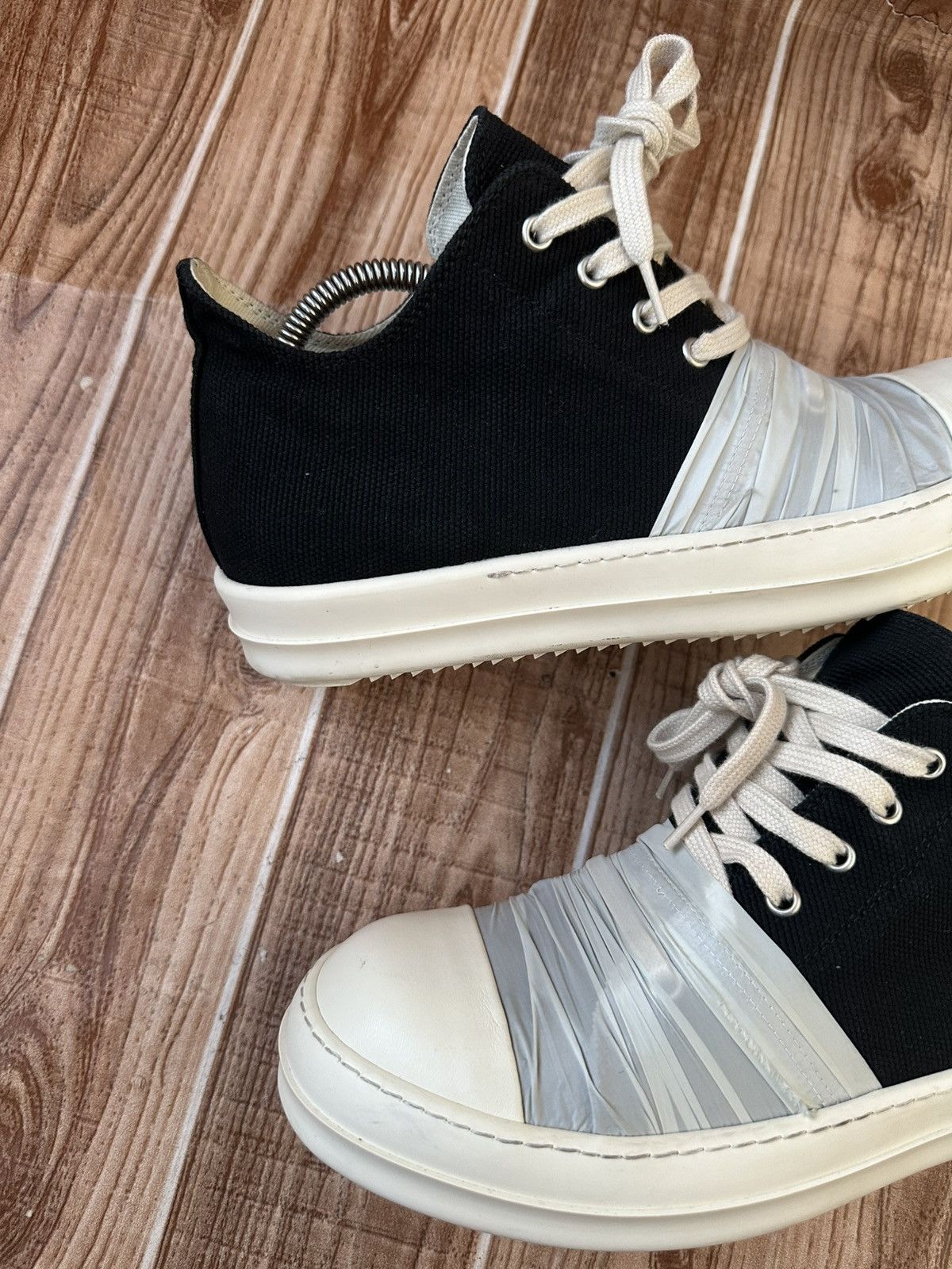 Rick Owens Drkshdw Rick Owens Hustler Wrapped Ramones Black Milk Lowtops Size US 8.5 / EU 41-42 - 14 Thumbnail