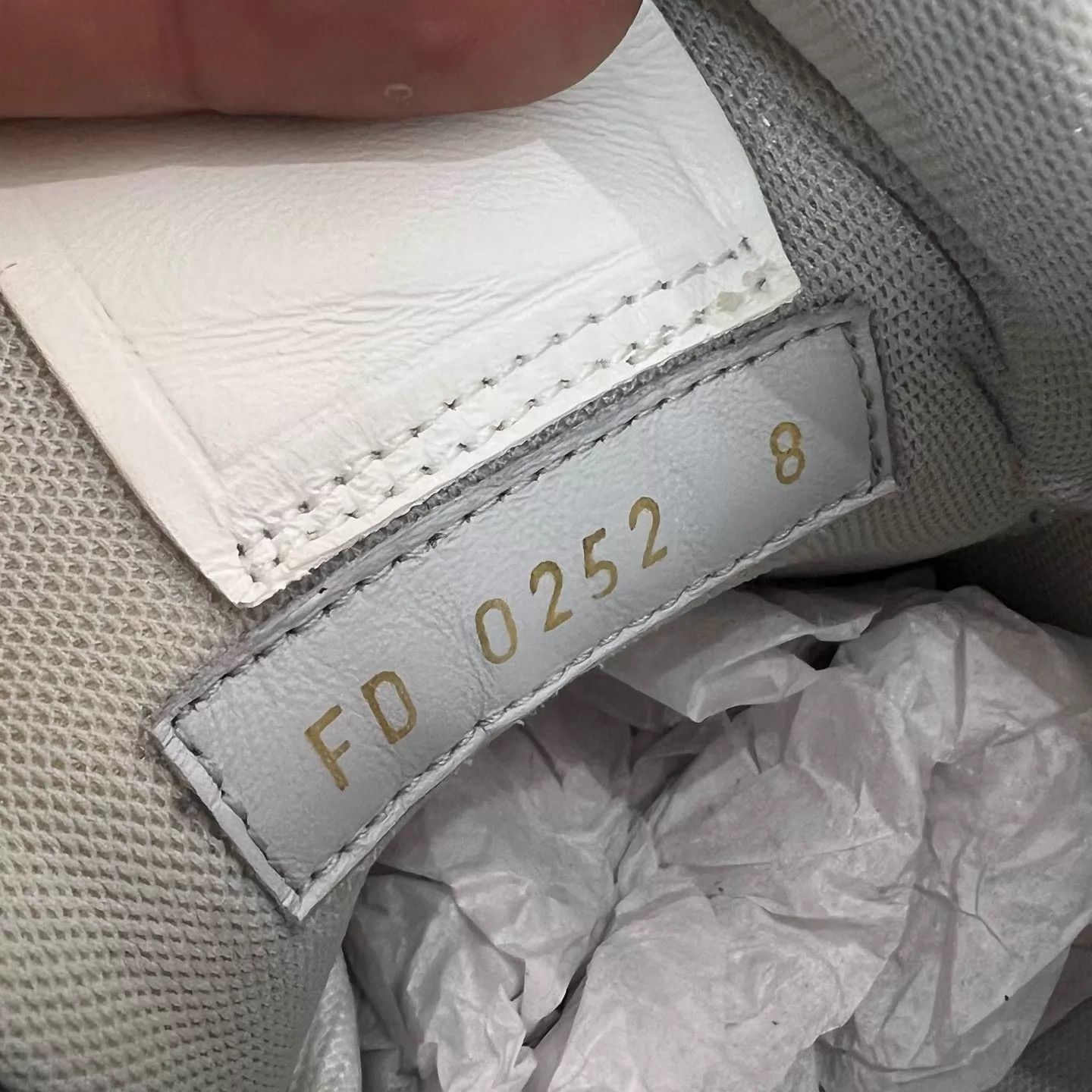 Louis Vuitton LV Trainer White Cement UK8/42 Size US 9 / EU 42 - 8 Thumbnail