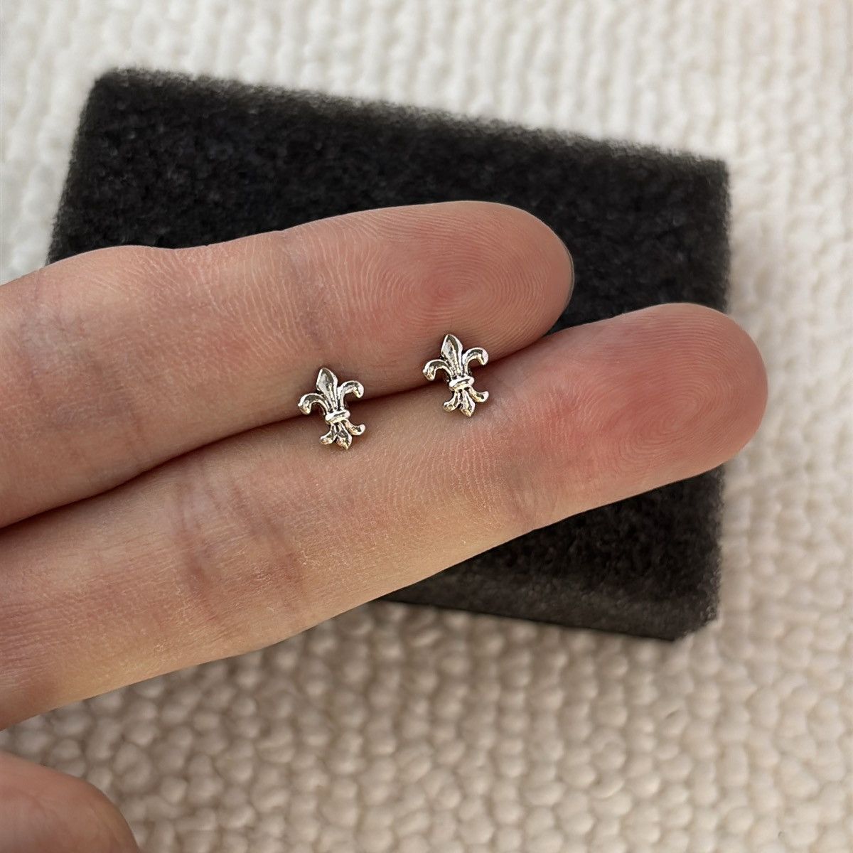 Other Small Mini Anchor Stud Earrings for Men Women Unisex Earring Size ONE SIZE - 7 Thumbnail