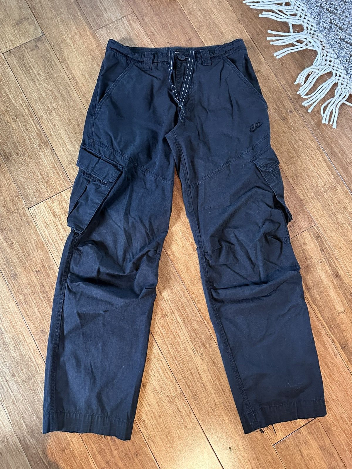 Vintage Vintage Nike Cargo Pants Size US 30 / EU 46 - 1 Thumbnail
