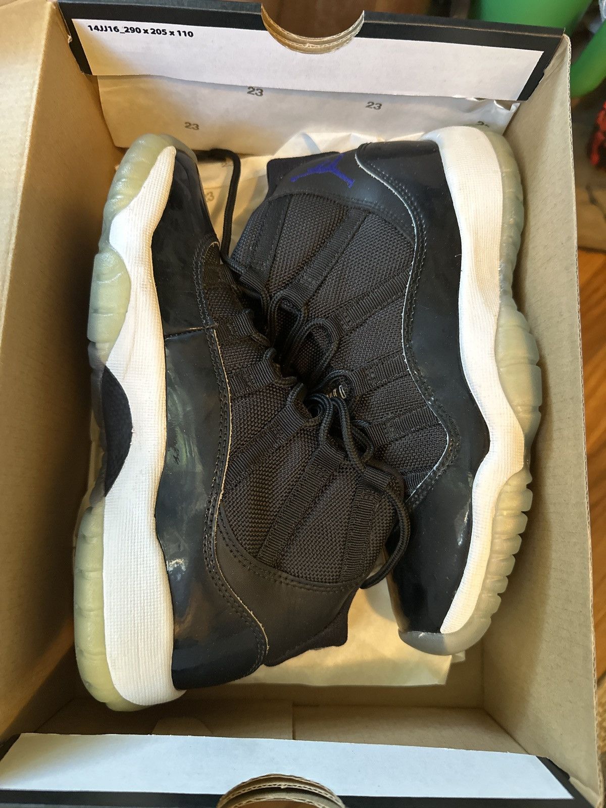 Jordan Brand Air Jordan 11 Retro BG Size US 4.5 / IT 34.5 - 4 Thumbnail