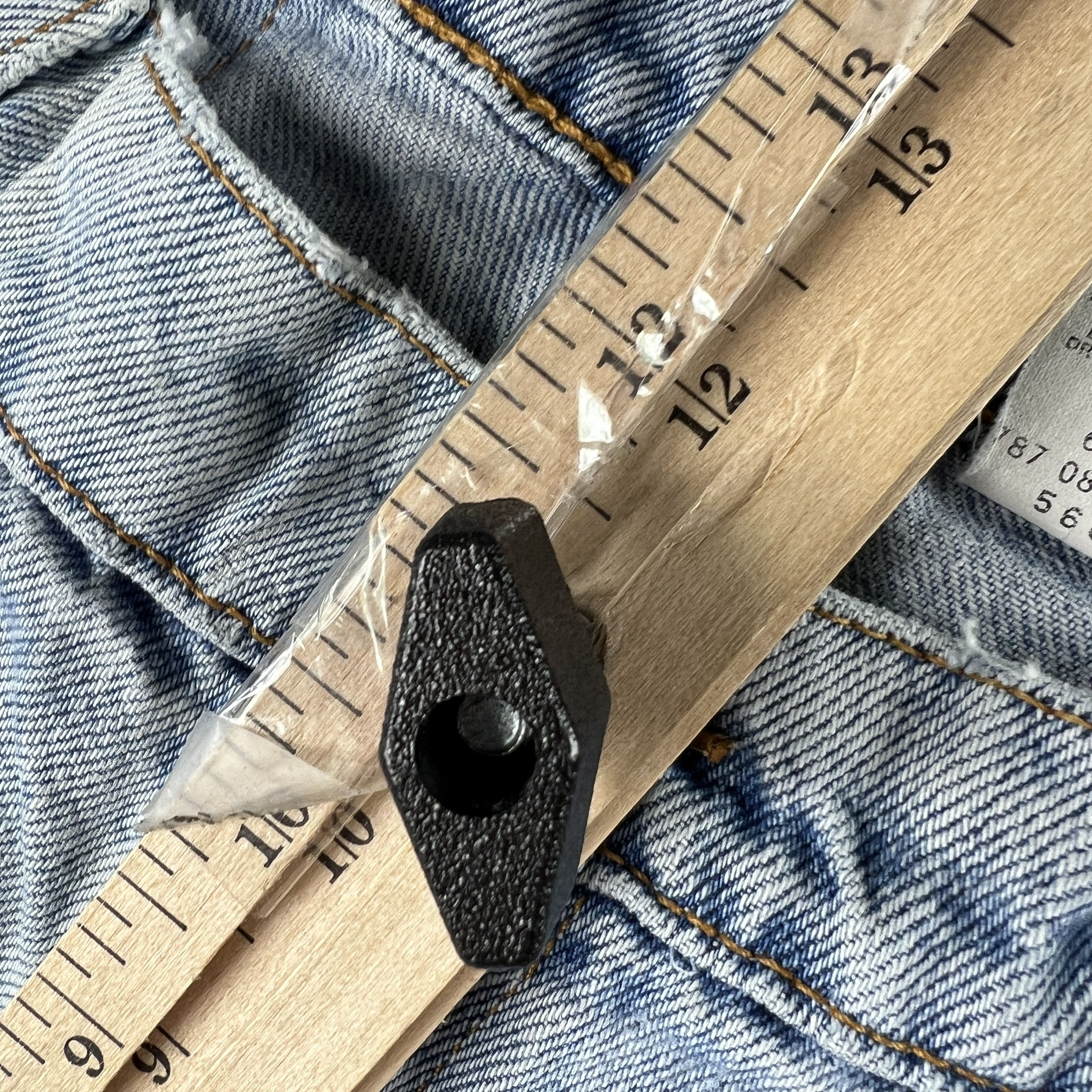 Levi's × Vintage VTG 90s Levi's Jeans 560 Loose Tapered Blue Distressed Denim Size US 32 / EU 48 - 23 Thumbnail