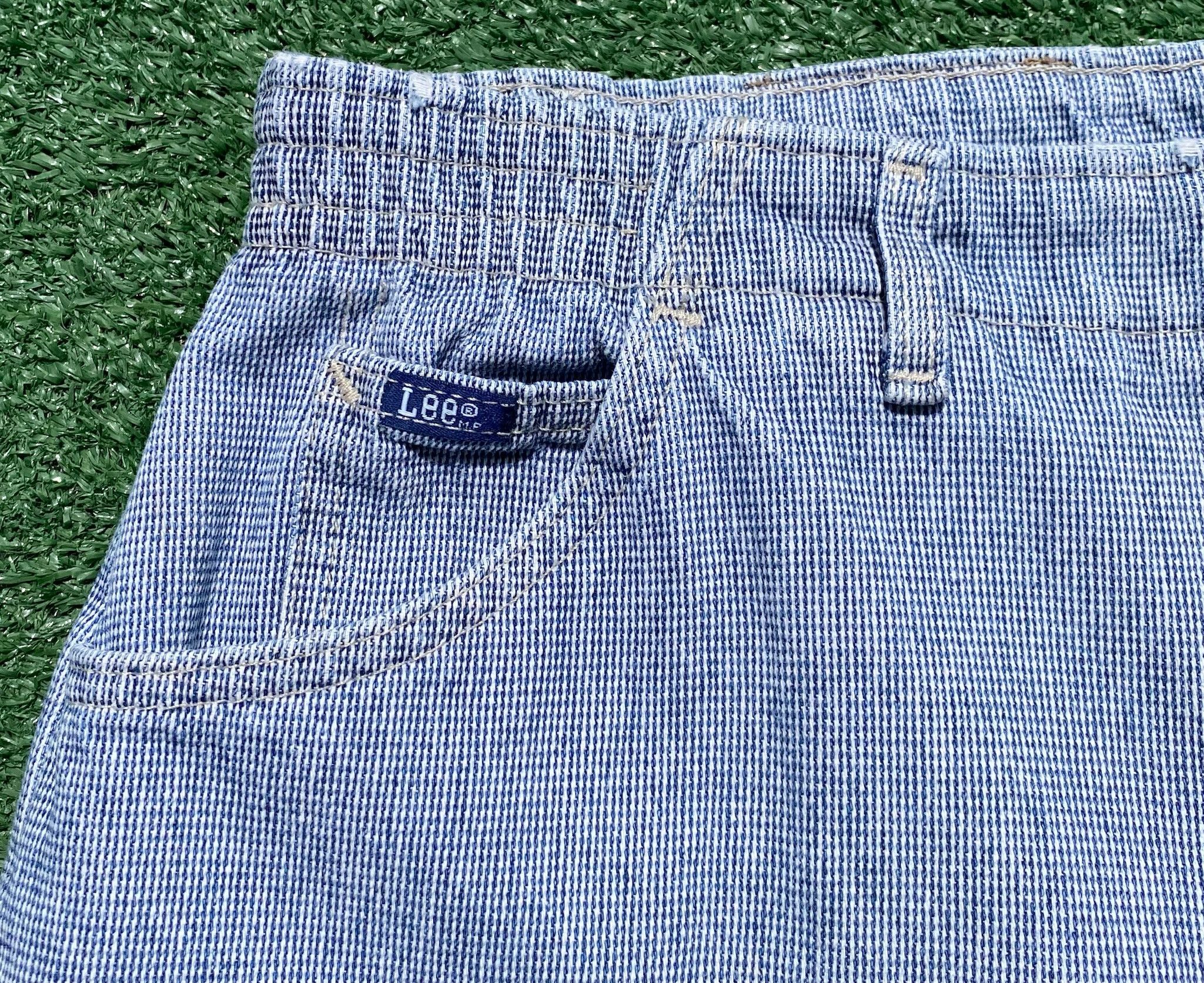 Lee 80’s Lee Gingham Denim Shorts Women’s SZ 32” Waist Size 32" / US 10 / IT 46 - 3 Thumbnail