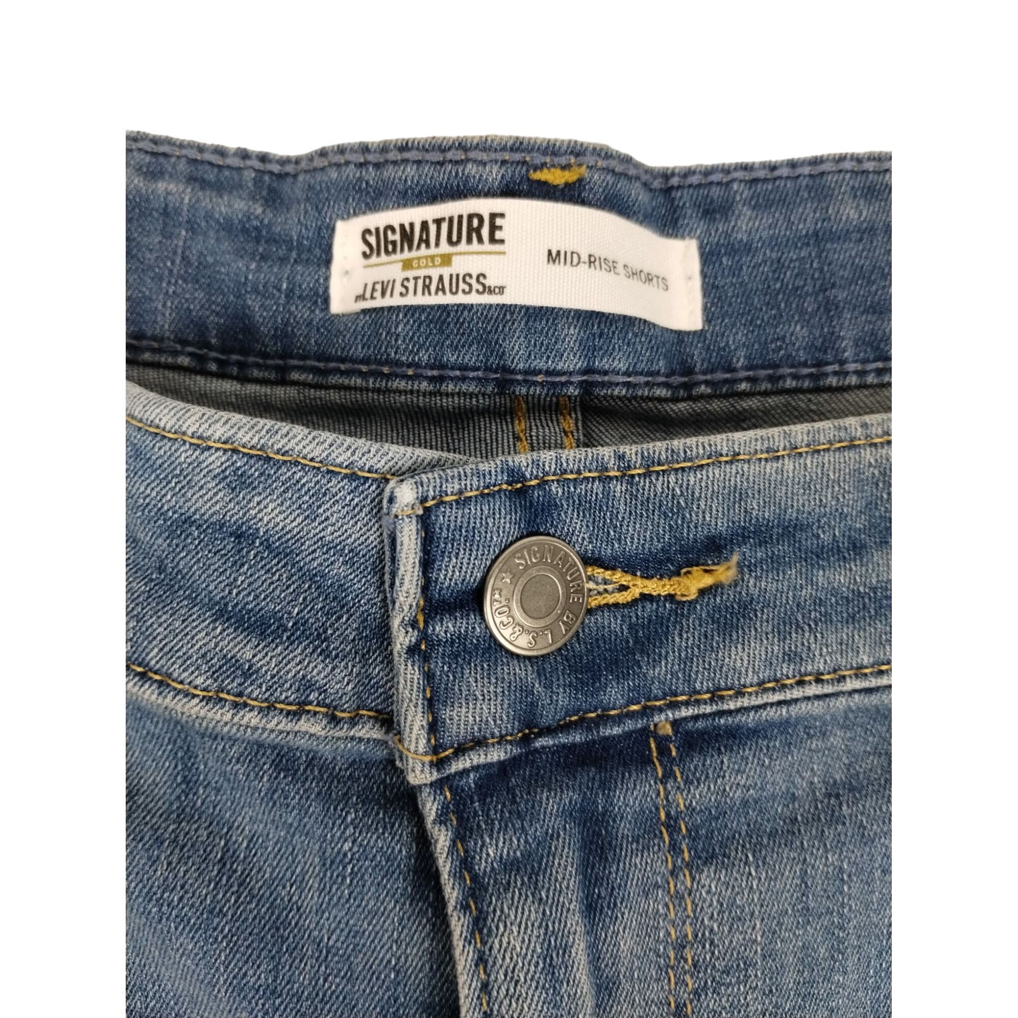 Levi's Levi Strauss Signature Gold Denim Mid Rise Shorts Womens 24 Size 24" / US 00 / IT 34 - 3 Thumbnail