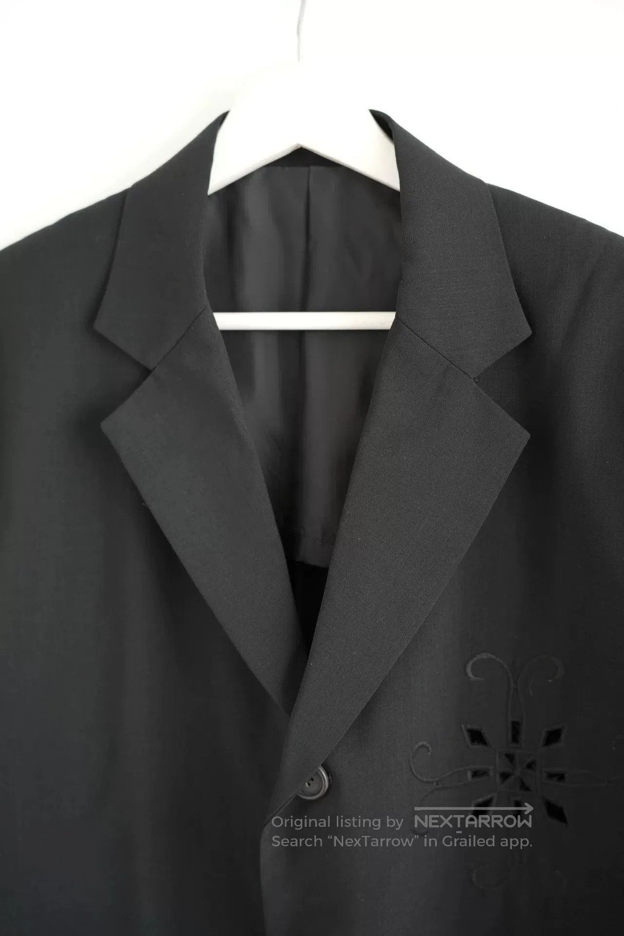 Yohji Yamamoto Yohji Yamamoto Black Blazer with Floral Detail. Size US S / EU 44-46 / 1 - 4 Thumbnail