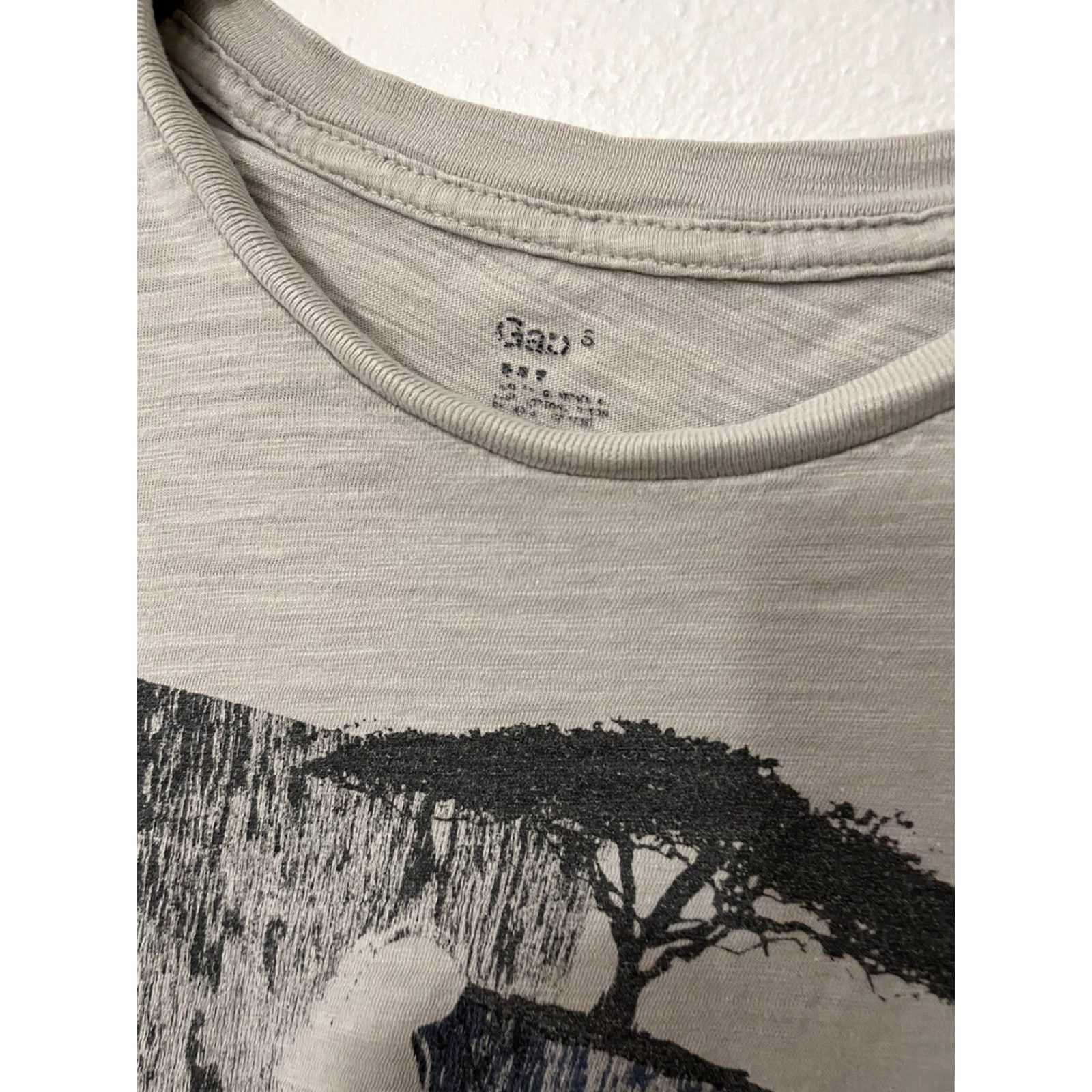 Gap Gap T-Shirt Shirt Men Small Beige Cotton Crew Neck Short Sleeve The Essential Classic 90s Mens Size US S / EU 44-46 / 1 - 3 Thumbnail