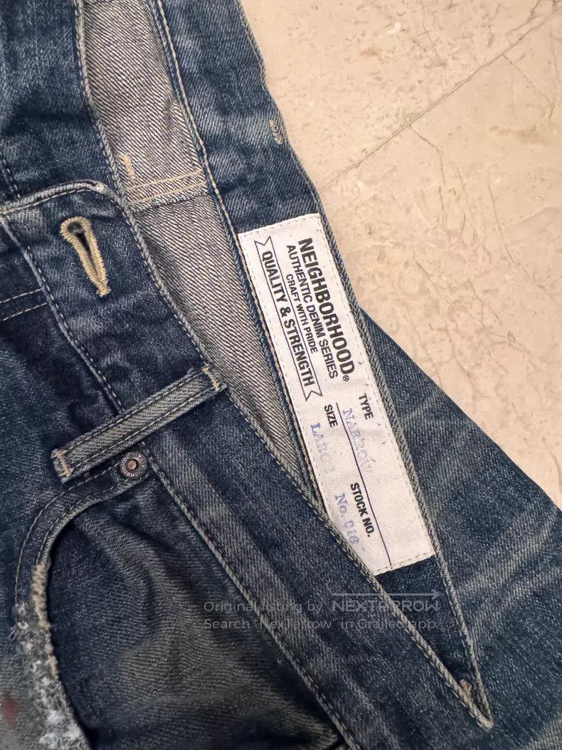 Neighborhood Neighborhood size L jeans Size US 27 - 4 Thumbnail