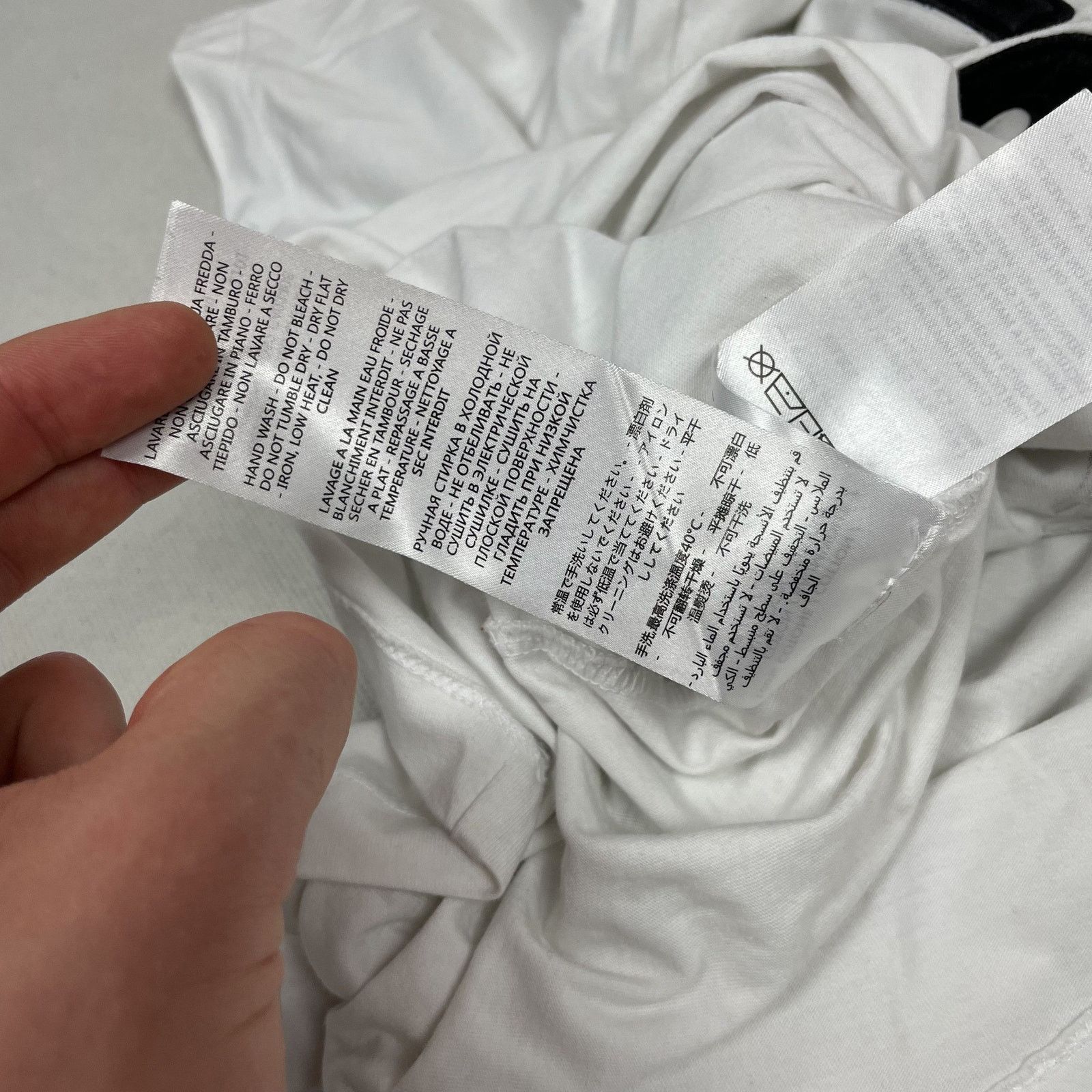 MCQ MCQ White Cotton Short Sleeve T-Shirt Size US XXL / EU 58 / 5 - 12 Thumbnail