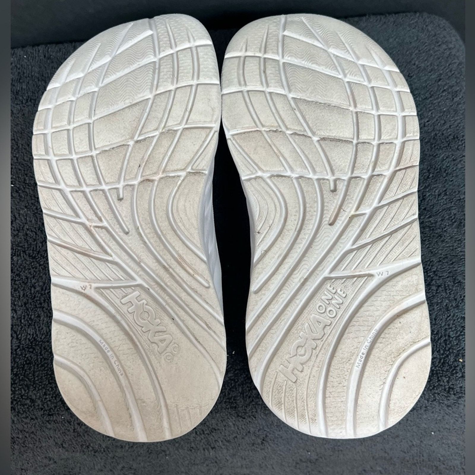 Hoka Hoka Ora Recovery Gray Flip Flop Thong Sandals Size Women 7 Size US 7 / IT 37 - 6 Thumbnail