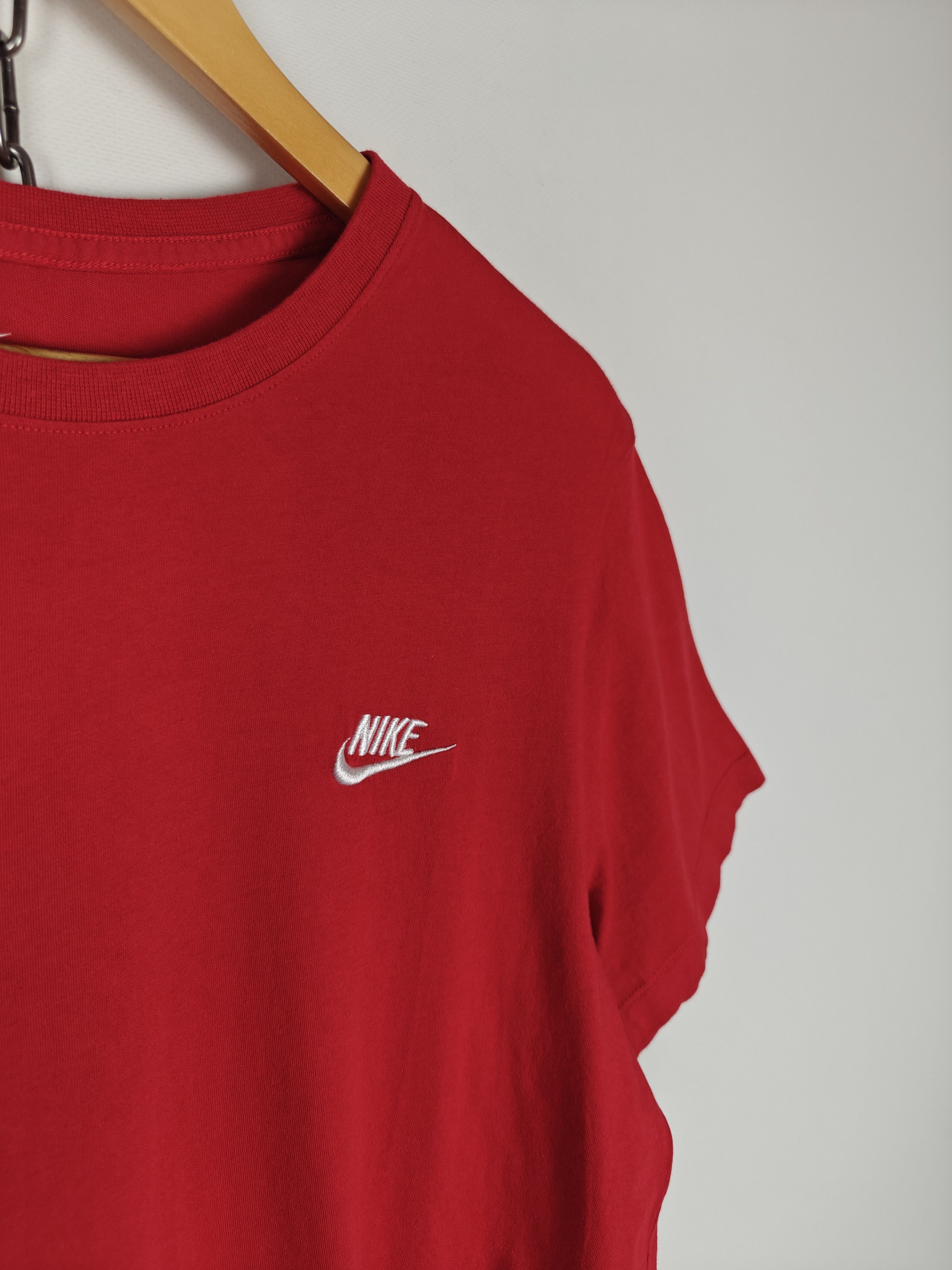 Nike Nike Basic T-Shirt Logo Red Tee size L Size US L / EU 52-54 / 3 - 4 Thumbnail