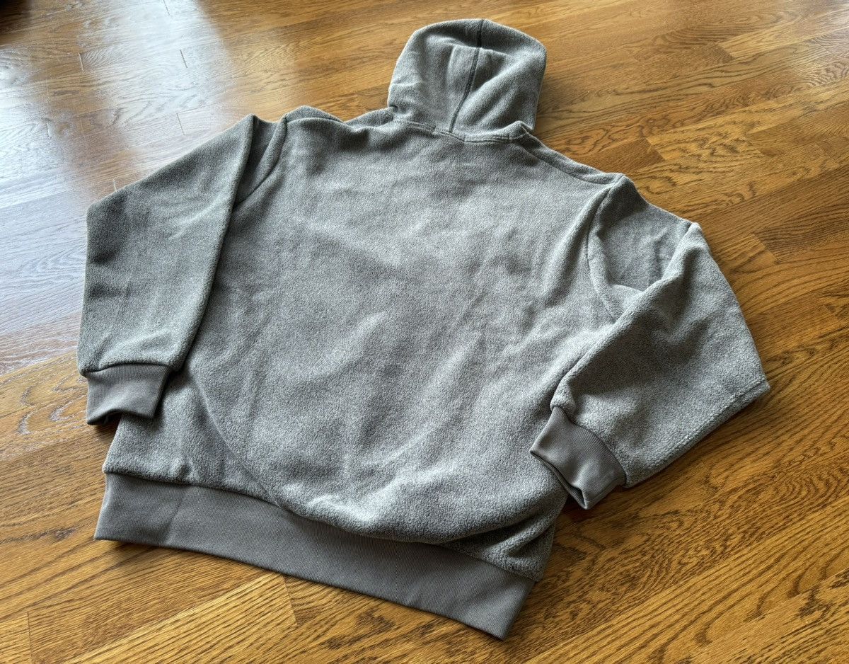 JW Anderson × Uniqlo Large Gray Fleece Pullover Hoodie Long-Sleeve Sherpa JW Size US L / EU 52-54 / 3 - 18 Thumbnail