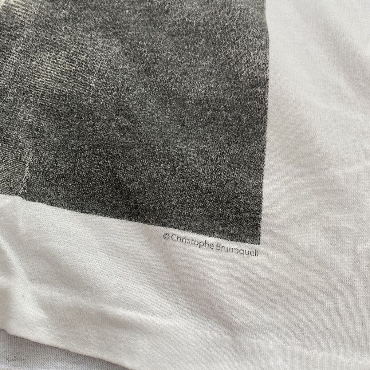 Issey Miyake × Japanese Brand × Zucca VINTAGE ZUCCA X CHRISTOPHE BRUNNQUELL PHOTO TEE VERY R Size US XL / EU 56 / 4 - 4 Thumbnail