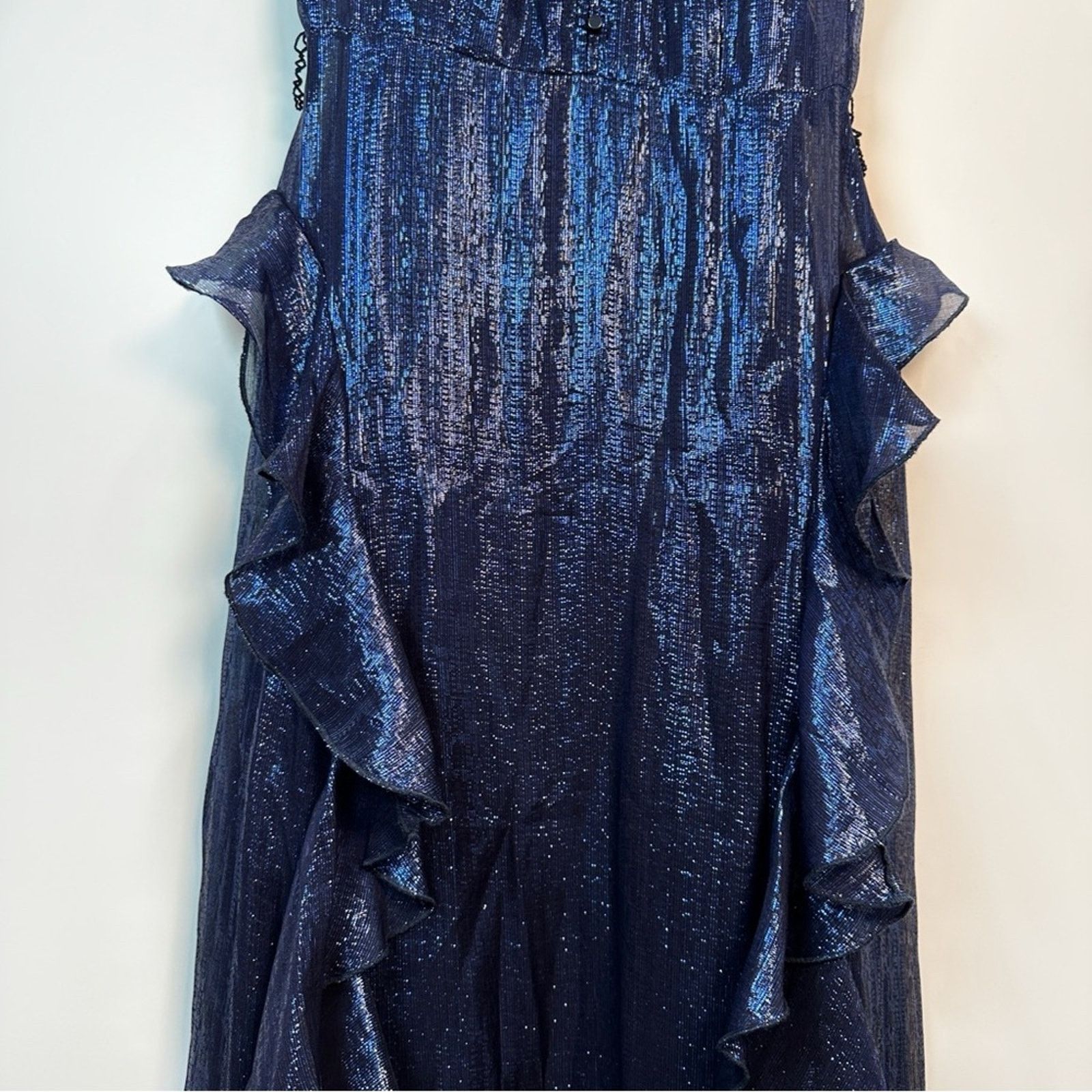 Alice McCall Alice McCall Salvatore Cascading Ruffle Metallic Gown Size XS / US 0-2 / IT 36-38 - 6 Thumbnail