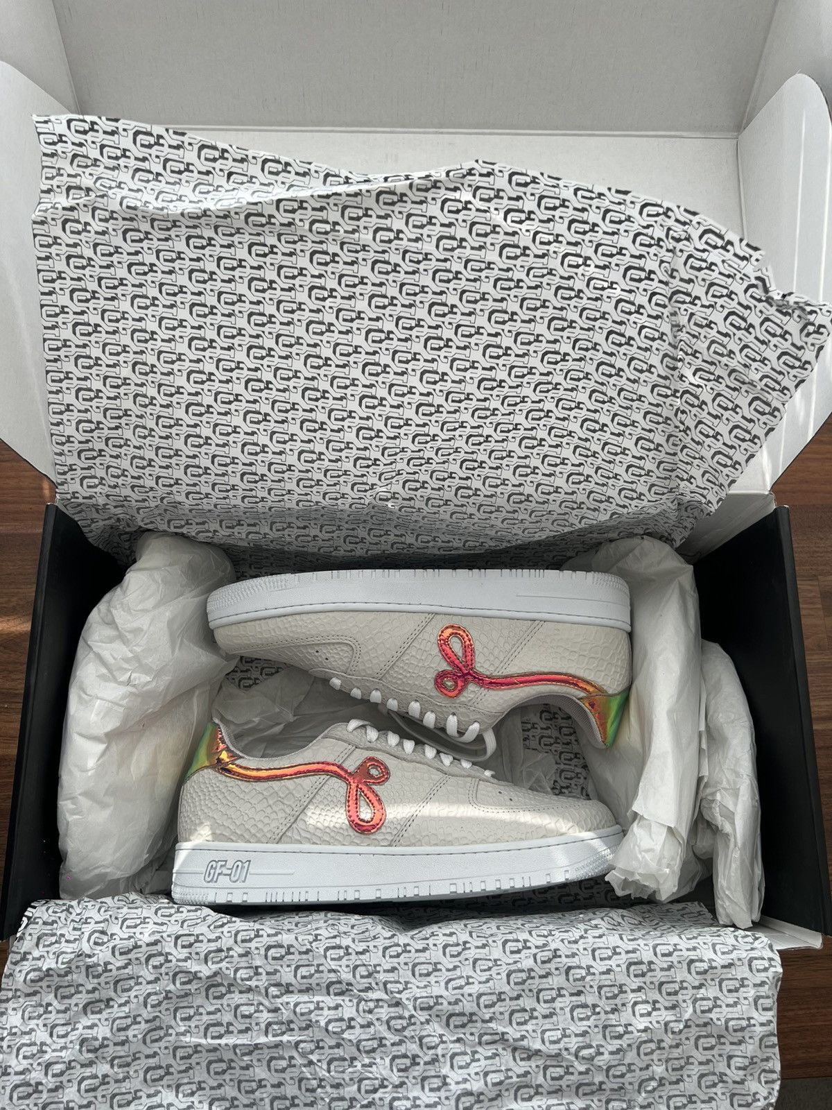 Other John Geiger GF-01 Off- Leather Iridescent size 7 Women’s Size US 7 / IT 37 - 11 Thumbnail