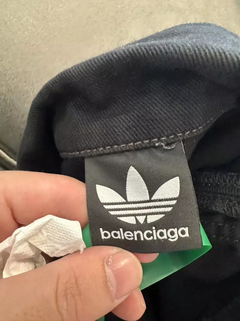 Balenciaga Balenciaga x Adidas Denim Jacket in Black-2505 Size US M / EU 48-50 / 2 - 3 Thumbnail