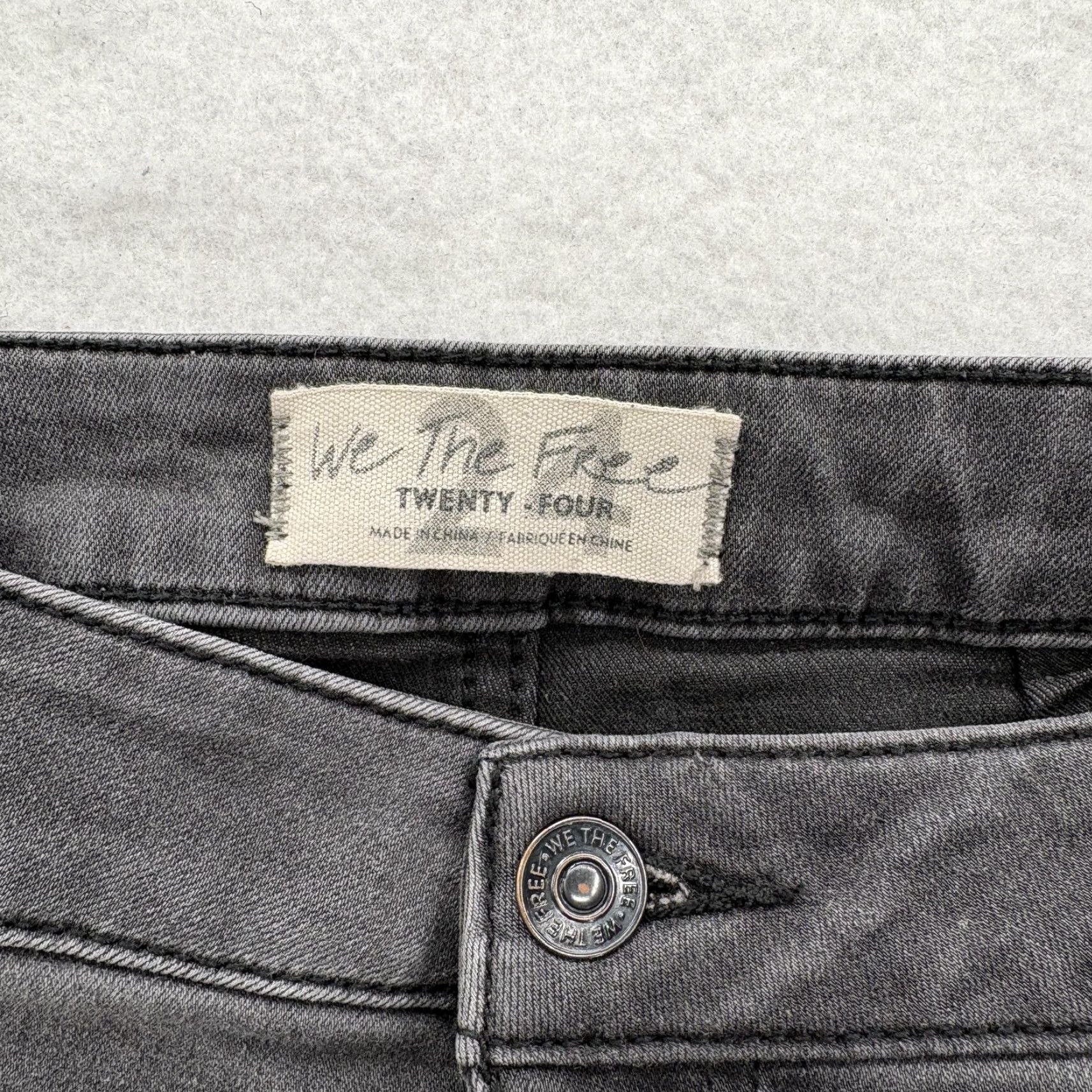 Vintage We The Free Flare Jeans Womens 24 Gray Charcoal Wash High Rise Stretch Raw Hem Slim Distressed Pockets Zip Denim Cotton Viscose Polyester Spandex Size 42" / US 20 - 4 Thumbnail