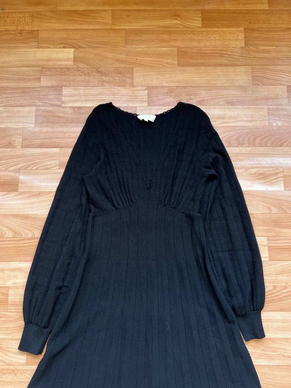 Sezane SEZANE PARIS RARE BLACK VISCOSE SOLID EVENING MID DRESS SZ L Size L / US 10 / IT 46 - 4 Thumbnail