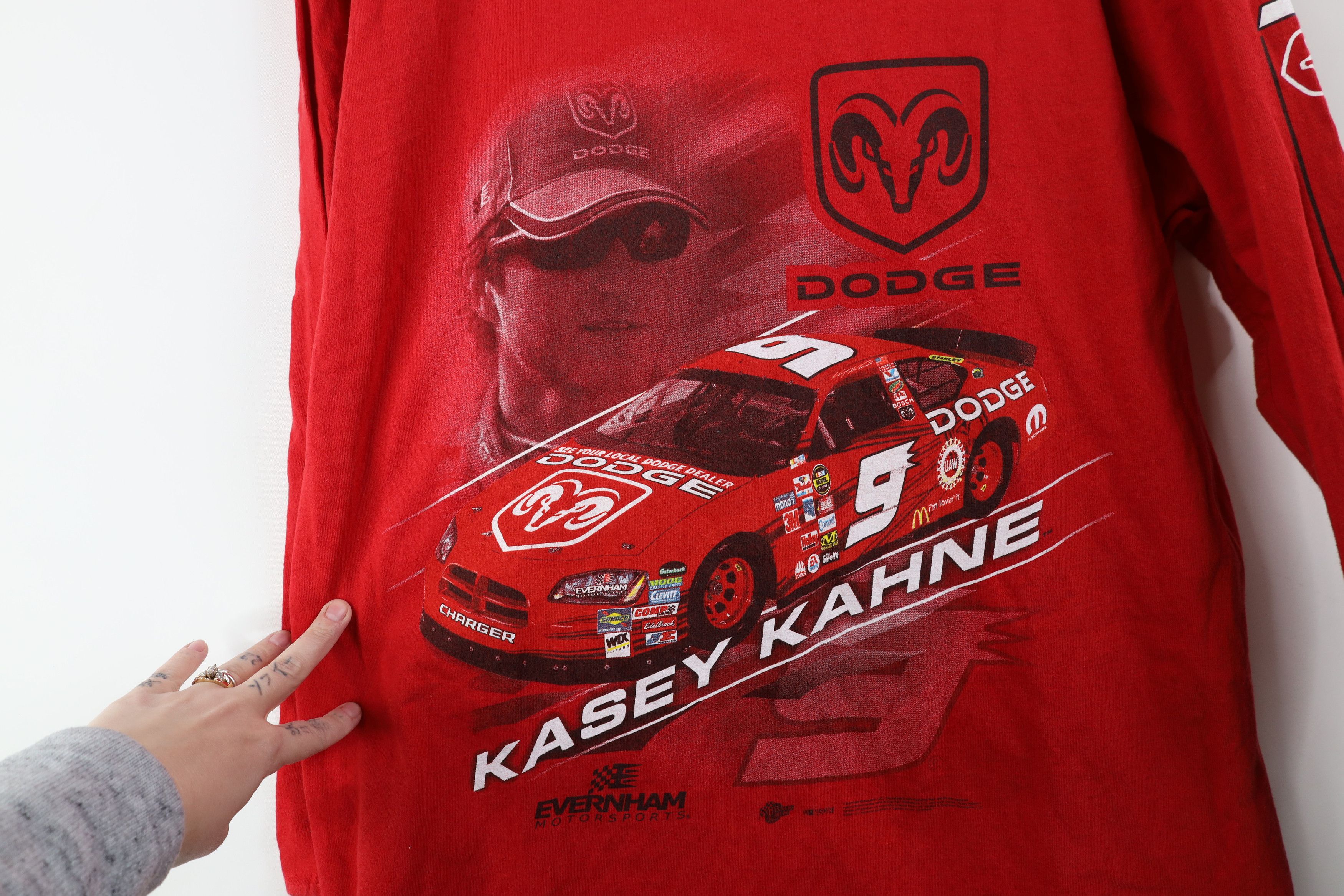 Vintage Vintage Y2K NASCAR Kahne Racing Long Sleeve T-Shirt Red Size US L / EU 52-54 / 3 - 7 Thumbnail