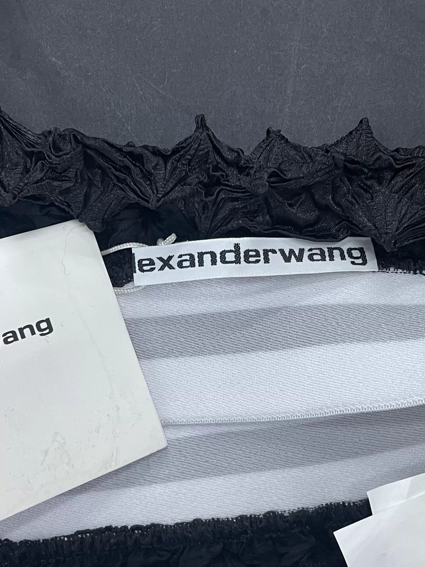 Alexander Wang Alexander Wang ruched black tank top XS NWT Size XS / US 0-2 / IT 36-38 - 4 Thumbnail