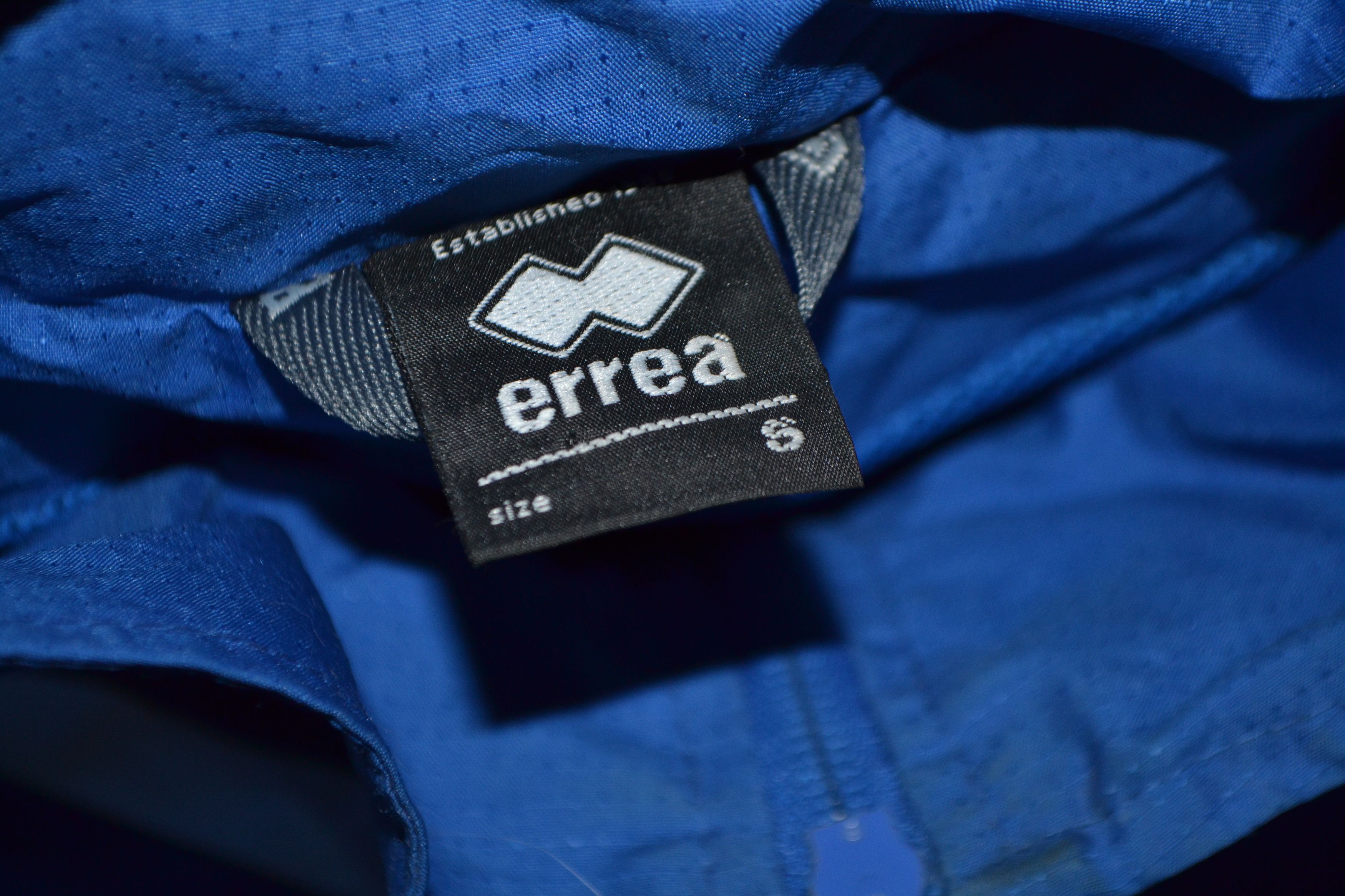 Errea AFC Rochdale Rain Training Track Jacket Soccer Coat Size US S / EU 44-46 / 1 - 3 Thumbnail