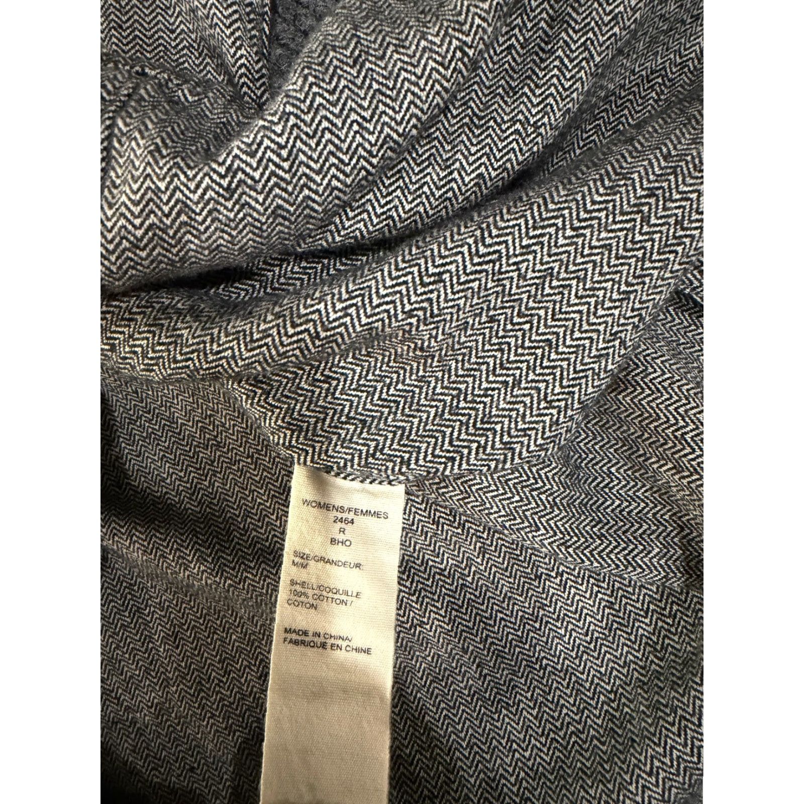 Vintage Woolrich Button-Up Shirt Womens Medium Gray Herringbone Long Sleeve Classic, Cotton, Lightweight, All Seasons, Casual, Regular, Gray Size M / US 6-8 / IT 42-44 - 5 Thumbnail