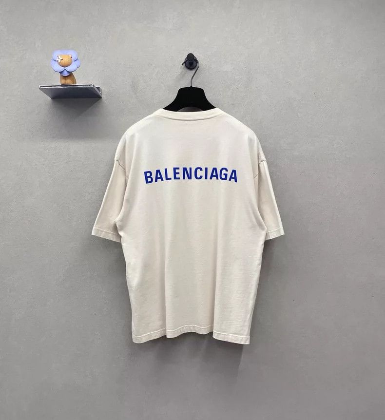 Balenciaga Balenciaga Logo Printed Round Neck Short Sleeve Size US S / EU 44-46 / 1 - 2 Thumbnail