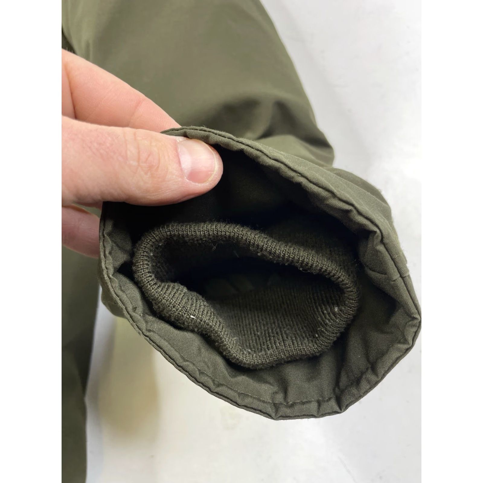Uniqlo Uniqlo Jacket Womens XS Green Down Puffer Parka Hooded Zip Pockets Buttons Lightweight Regular Long Sleeve Windproof Water Resistant Size XS / US 0-2 / IT 36-38 - 6 Thumbnail
