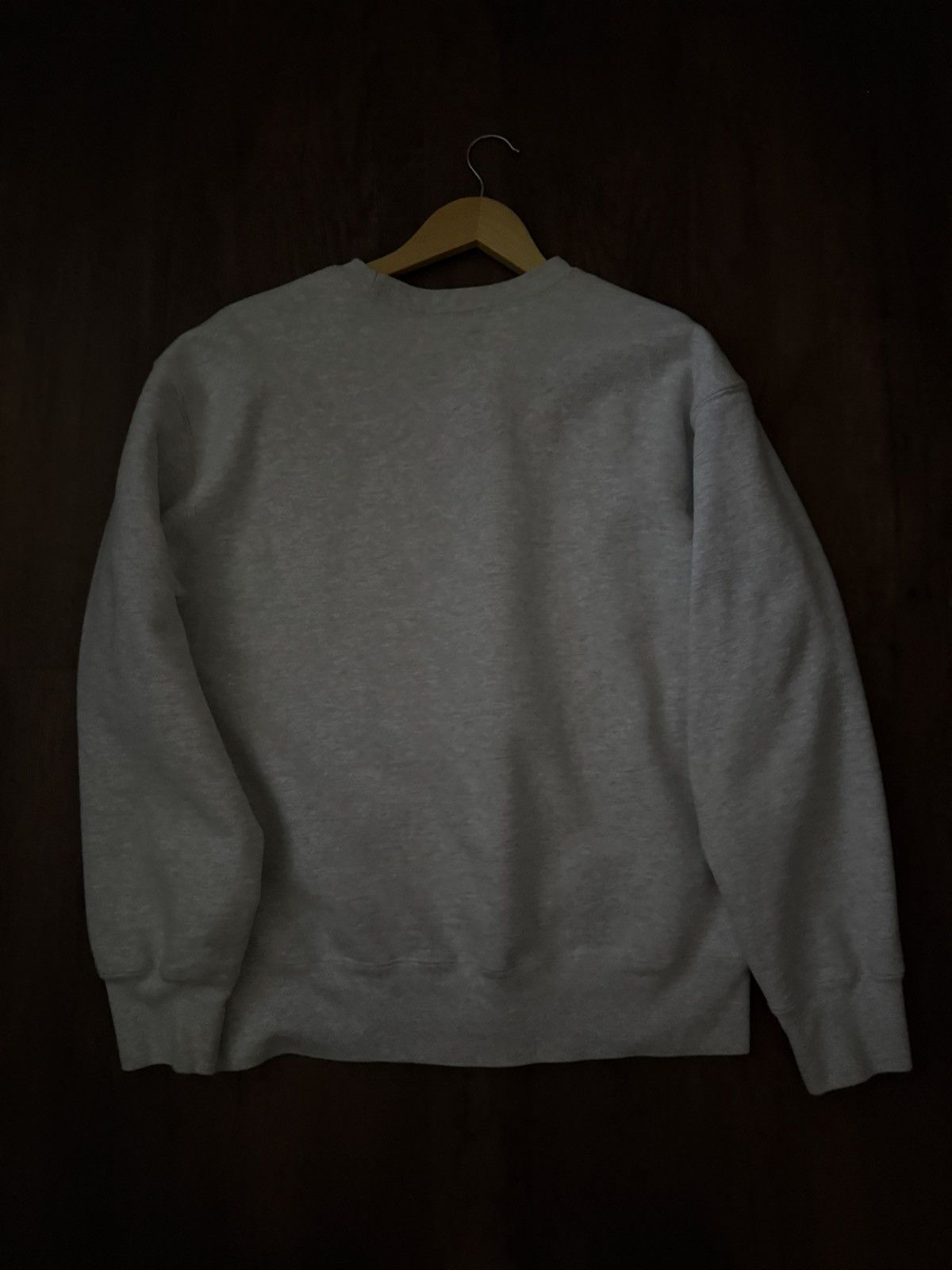 Supreme Supreme Small Box Sweatshirt Grey Medium FW22 Size US S / EU 44-46 / 1 - 6 Thumbnail