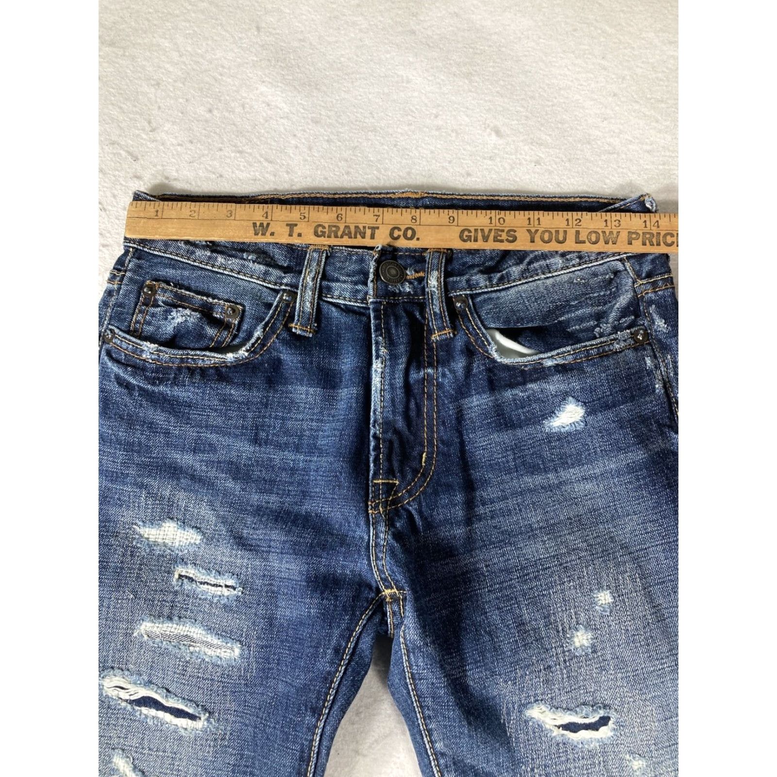 American Eagle Outfitters American Eagle Jeans Men 26x28 Blue Straight Fit Denim Casual Mid Rise Cotton 2010s Size US 26 / EU 42 - 3 Thumbnail