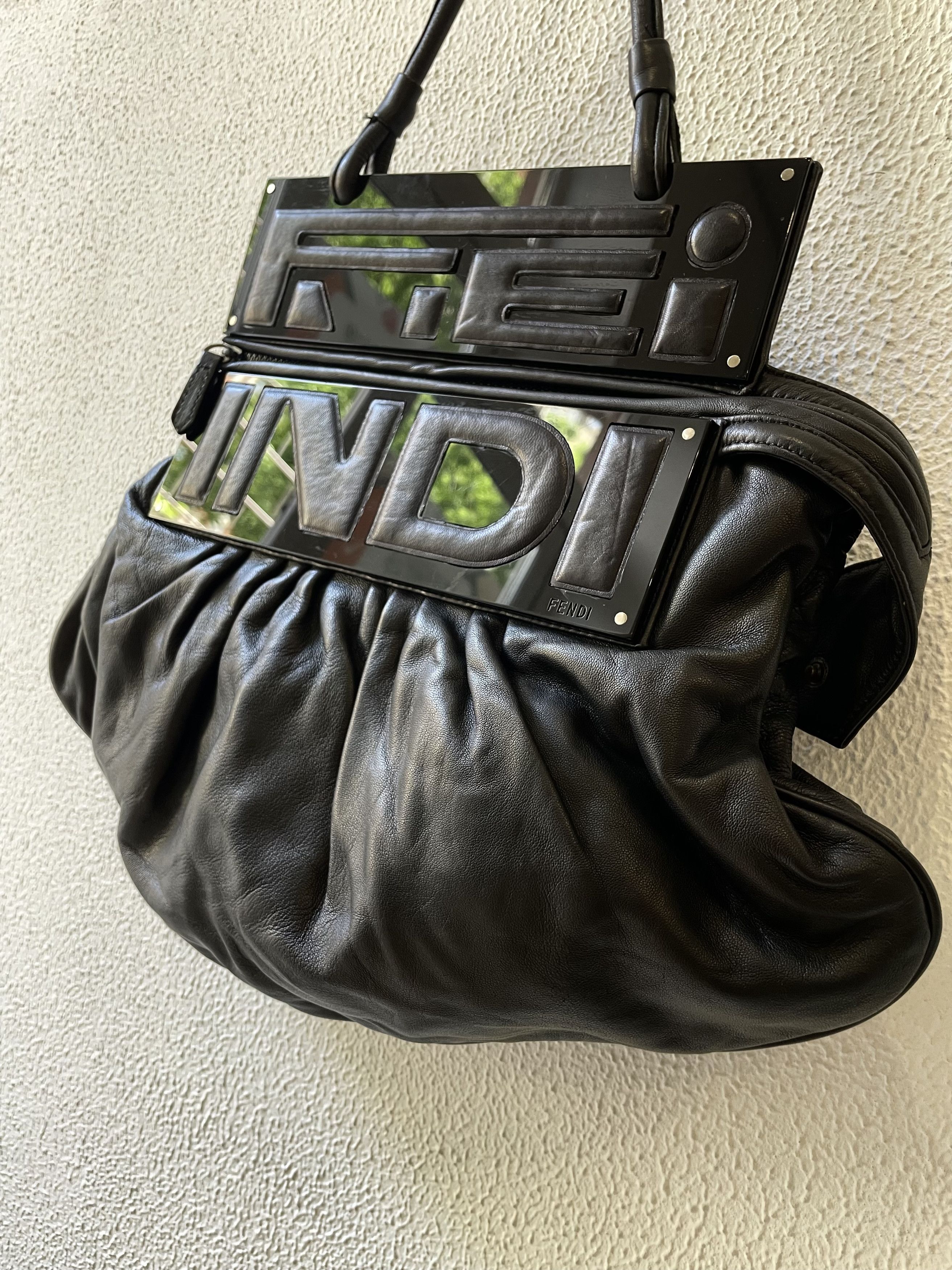 Fendi Rare 🔥 Fendi Black Leather Shoulder Bag Convertible Clutch Size ONE SIZE - 1 Thumbnail