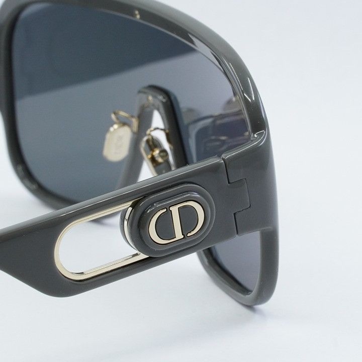 Dior Dior DIORBOBBYSPORT M1U 45A7 Sunglasses Grey Shield Frame Size ONE SIZE - 10 Thumbnail