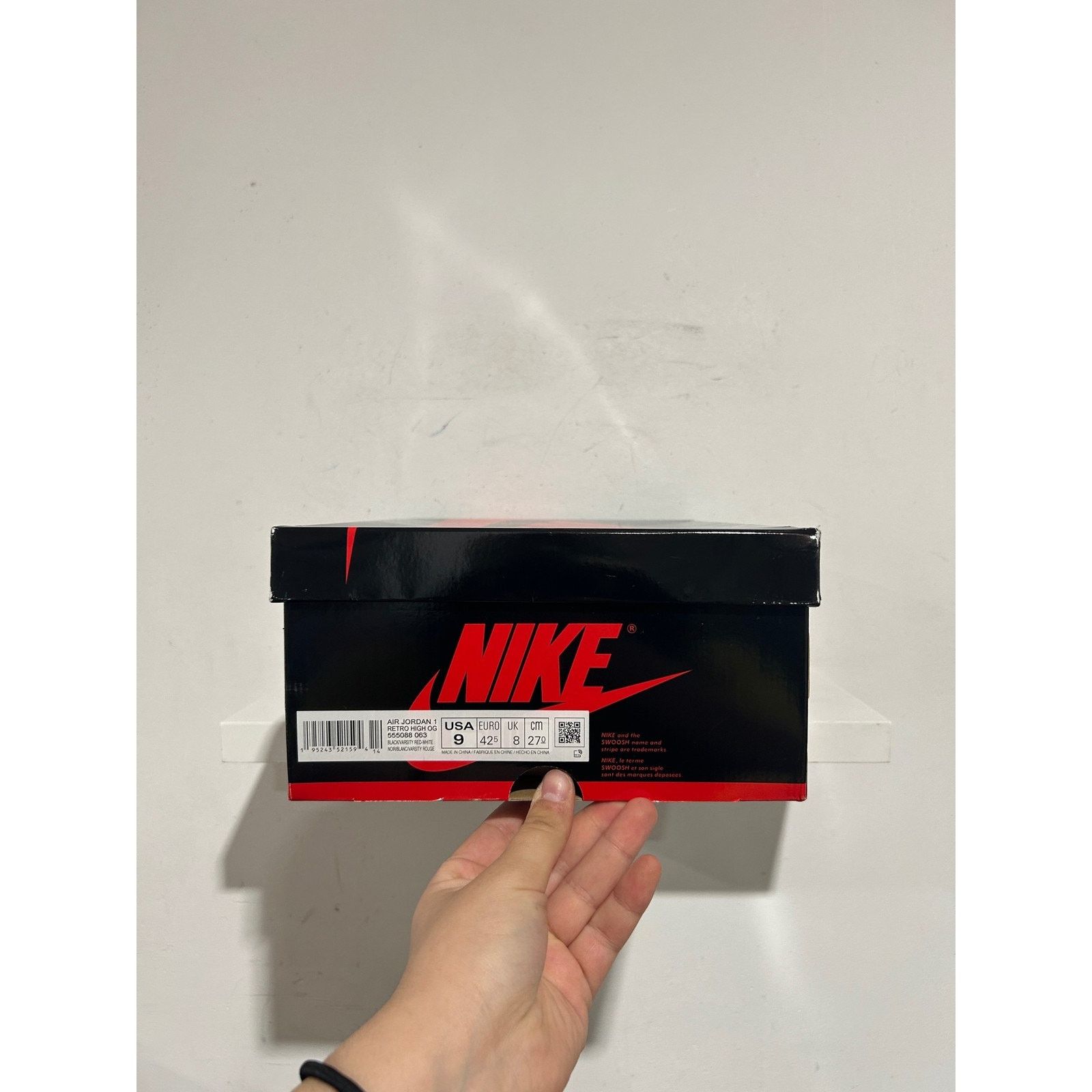 Nike JORDAN 1 RETRO HIGH PATENT BRED SIZE 9 NEW Size US 9 / EU 42 - 7 Thumbnail