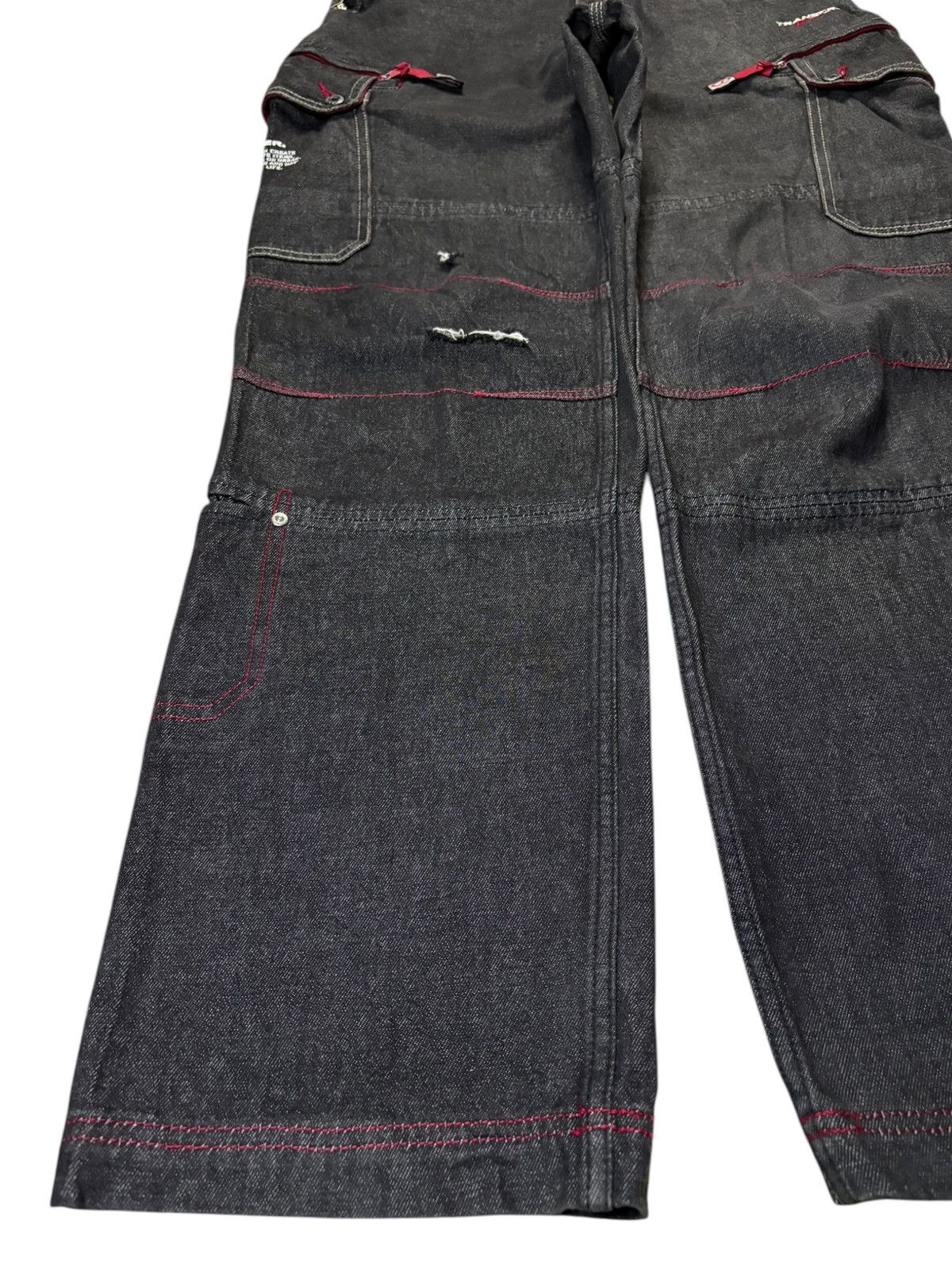 Japanese Brand Vintage Japanese Brand Cargo Distressed Baggy Jeans Size US 29 - 8 Thumbnail