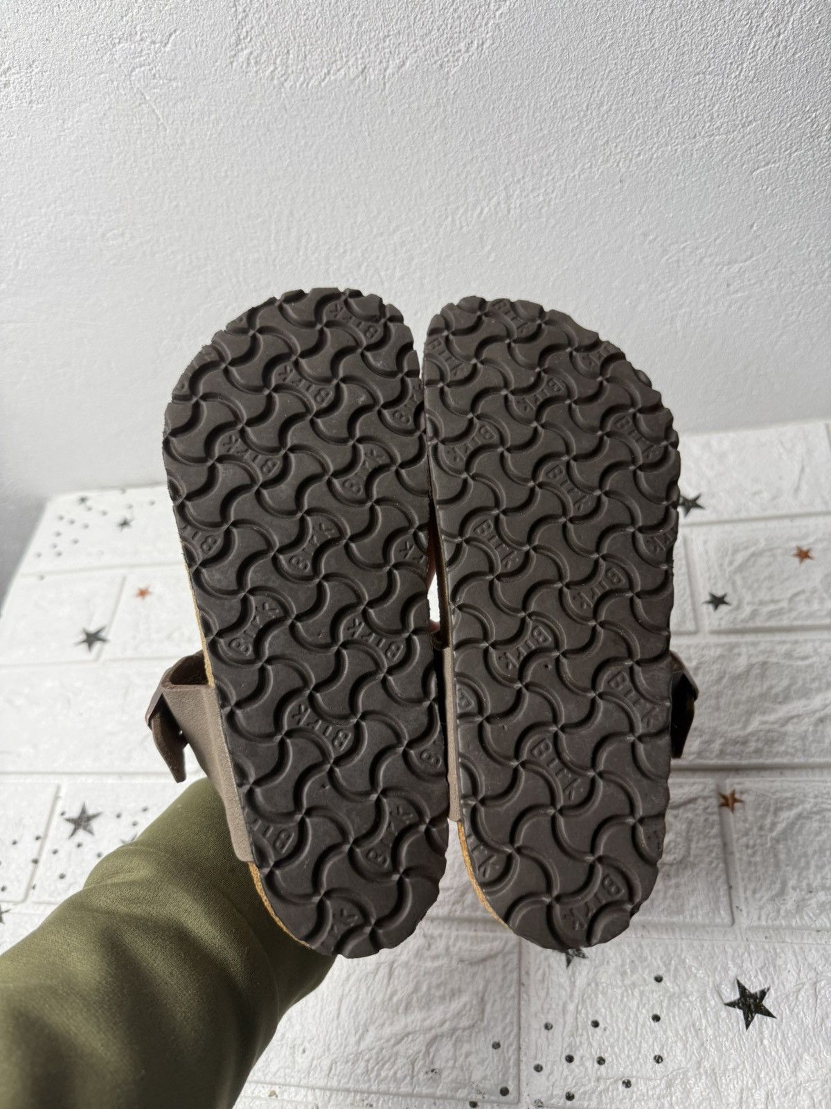 Birkenstock BIRKENSTOCK WOMEN US4.5 UK4 EUR36 Flip Flop Leather Size US 4.5 / IT 34.5 - 7 Thumbnail