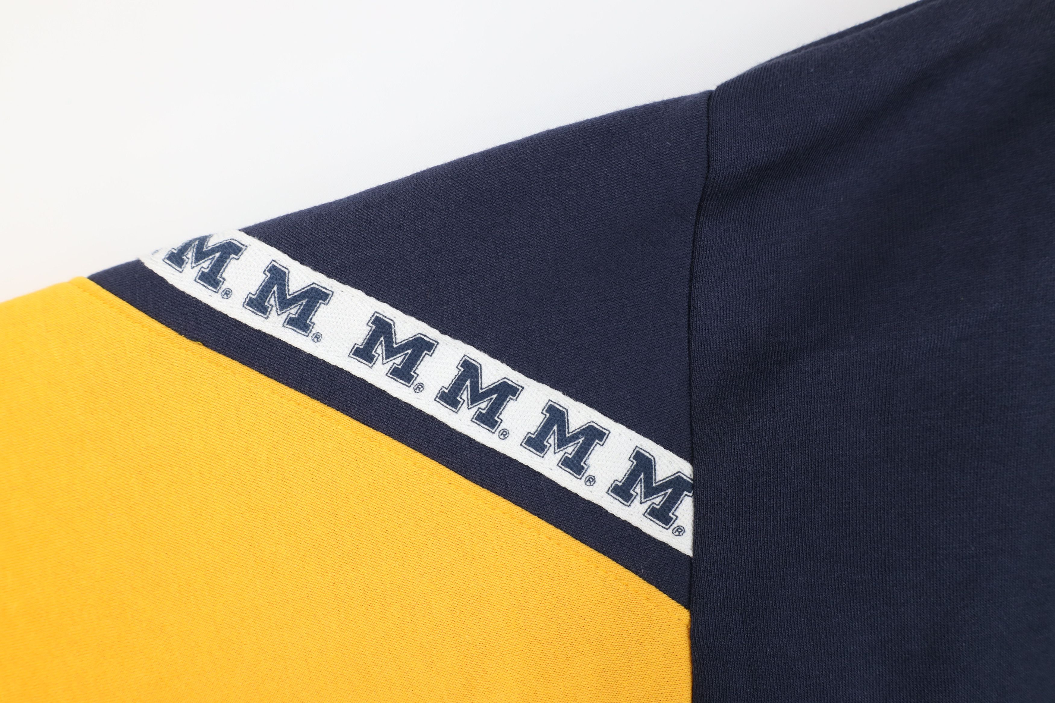 Vintage Deadstock Vintage University of Michigan Crest Sweatshirt Size US XXL / EU 58 / 5 - 10 Thumbnail