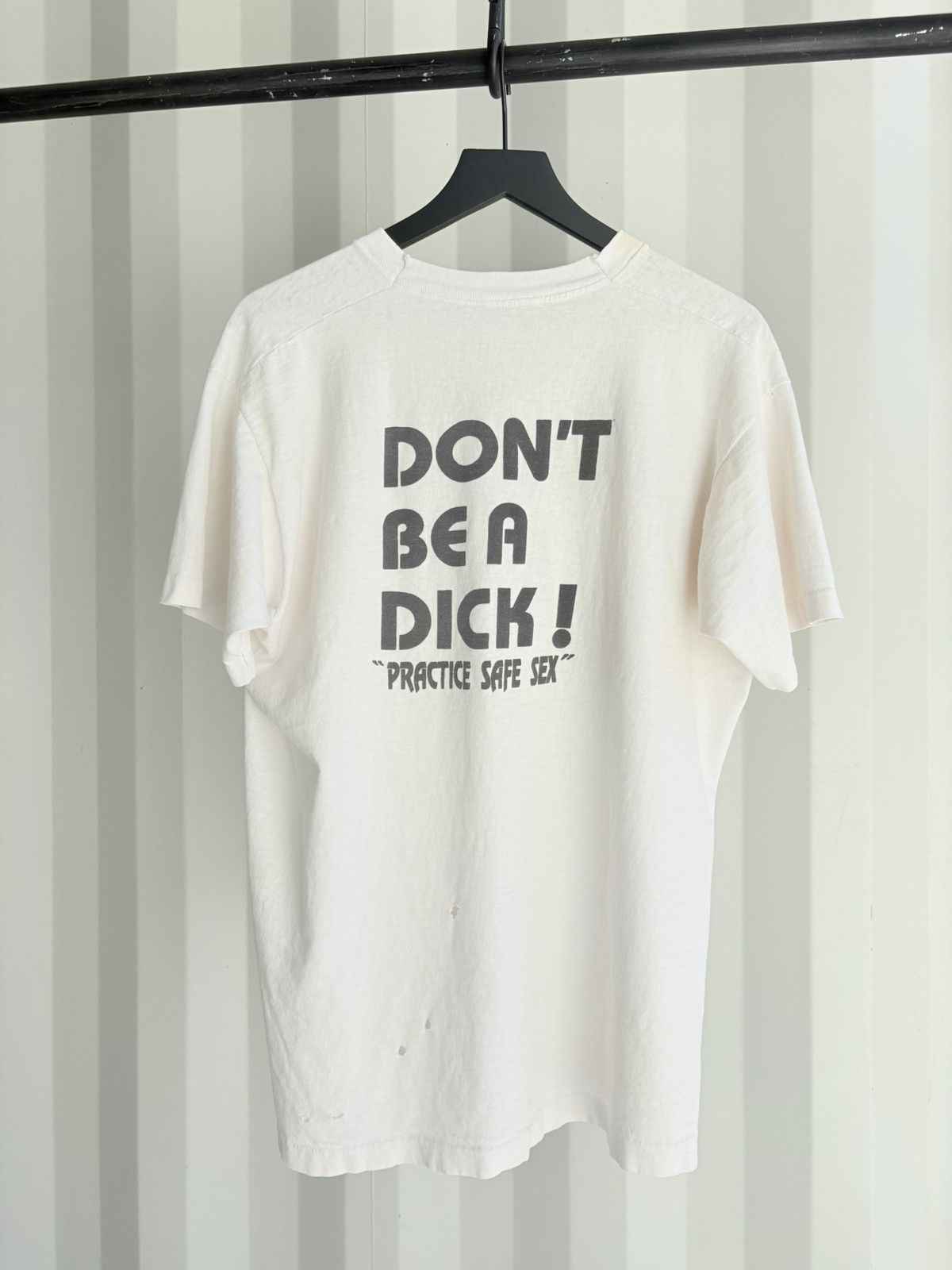 Vintage Dont be a a Dick Thrashed Faded Distressed Shirt Band GRUNGE Size US XL / EU 56 / 4 - 2 Thumbnail