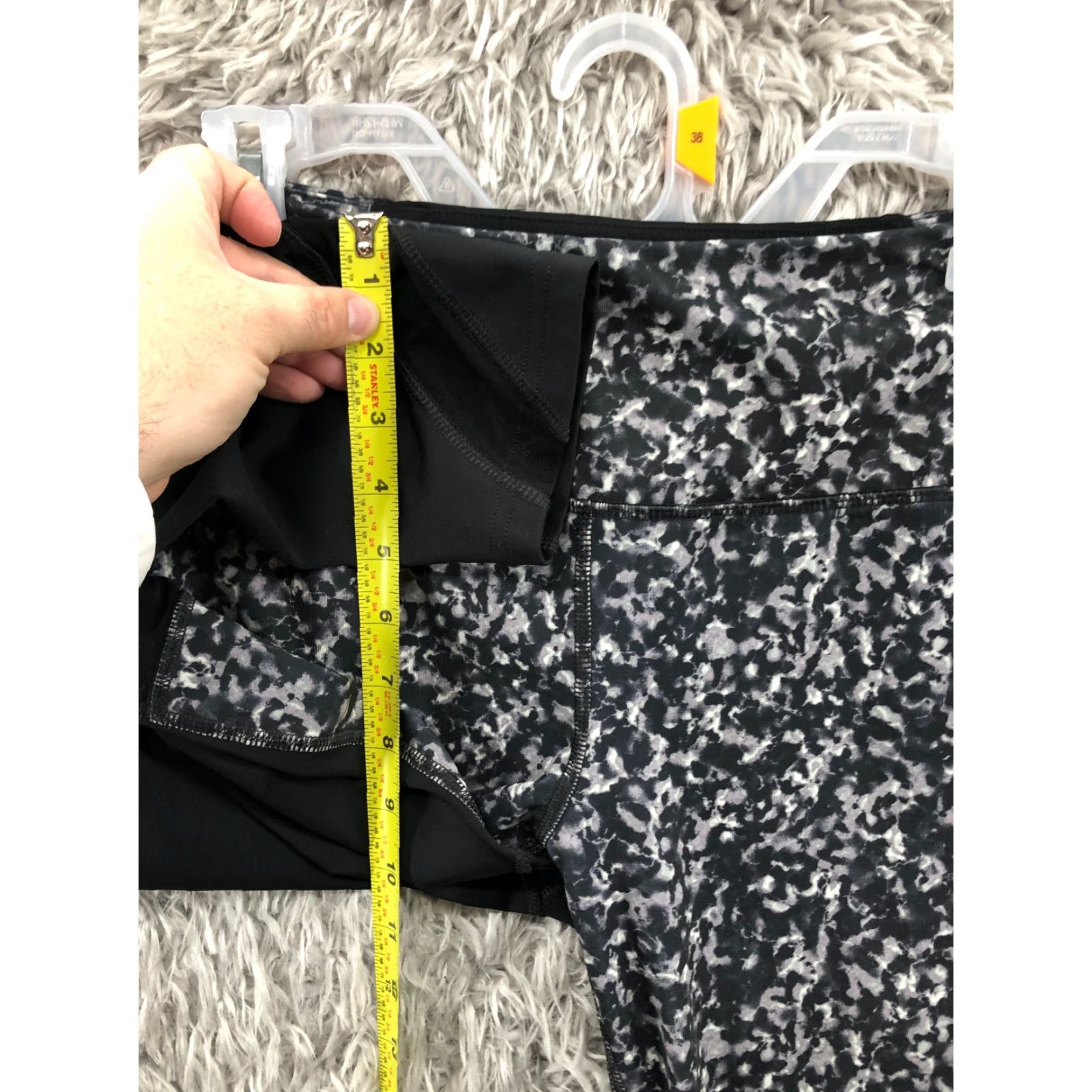 Avia Avia Leggings Womens M Medium Gray Black Capri Yoga Pants Compression Capris Size 32" / US 10 / IT 46 - 4 Thumbnail