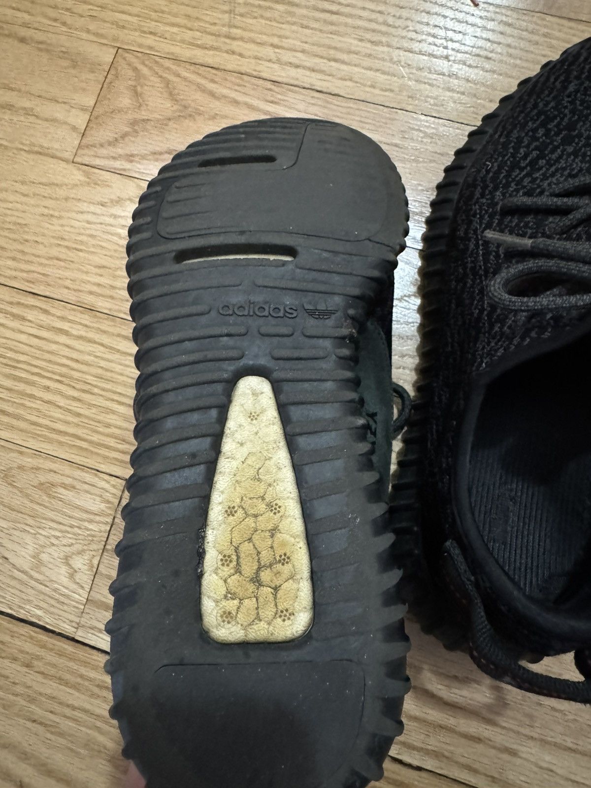 Yeezy adidas Yeezy Boost 350 v1 Pirate Black Size US 11 / EU 44 - 5 Thumbnail