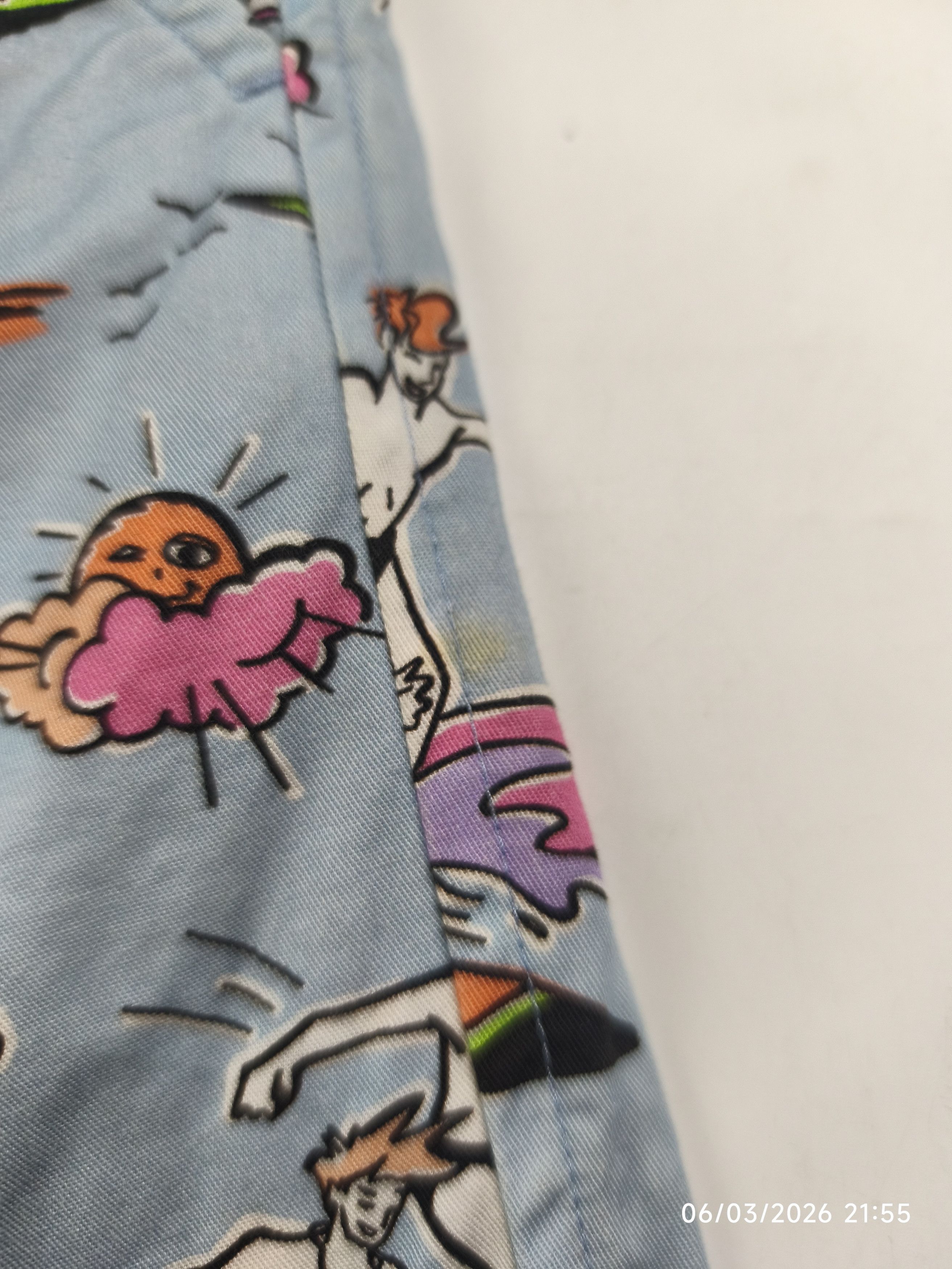 Prada Prada S/S 12 - surf print short Size US 33 - 8 Thumbnail