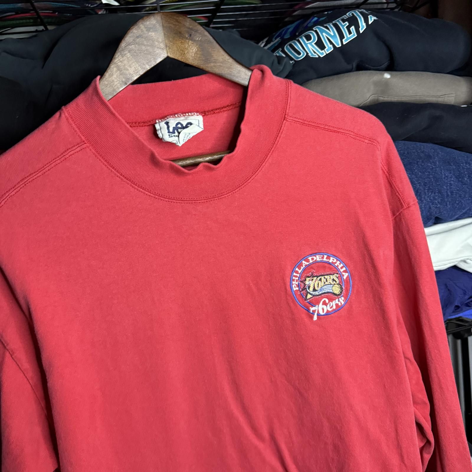 Designer Vintage Philadelphia 76ers Long Sleeve T-Shirt Size US L / EU 52-54 / 3 - 2 Thumbnail
