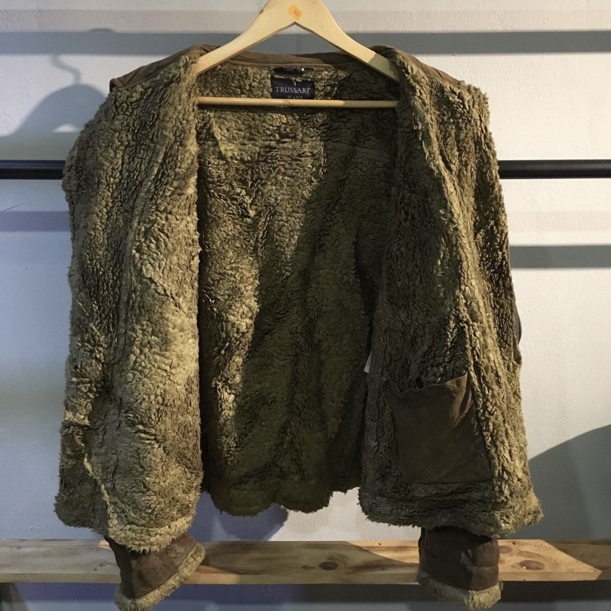 Trussardi vintage Trussardi shearling leather jacket in brown Size US L / EU 52-54 / 3 - 3 Thumbnail
