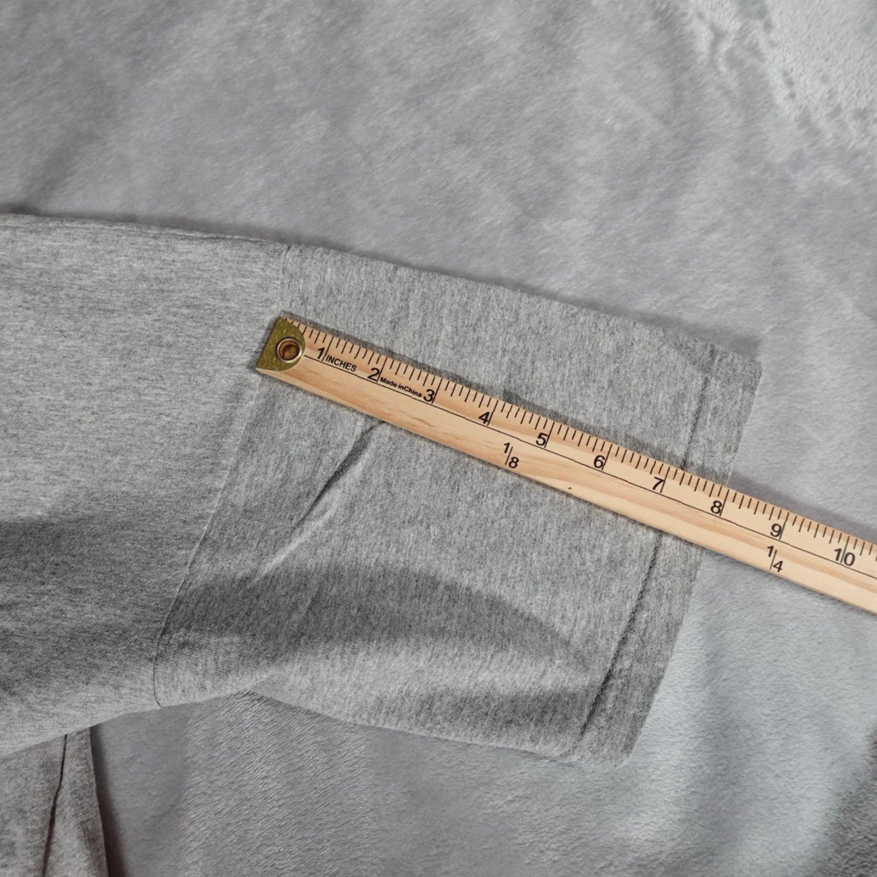 Old Navy Vintage Old Navy Basketball Sport Shirt Mens L Gray Y2K Size US L / EU 52-54 / 3 - 7 Thumbnail