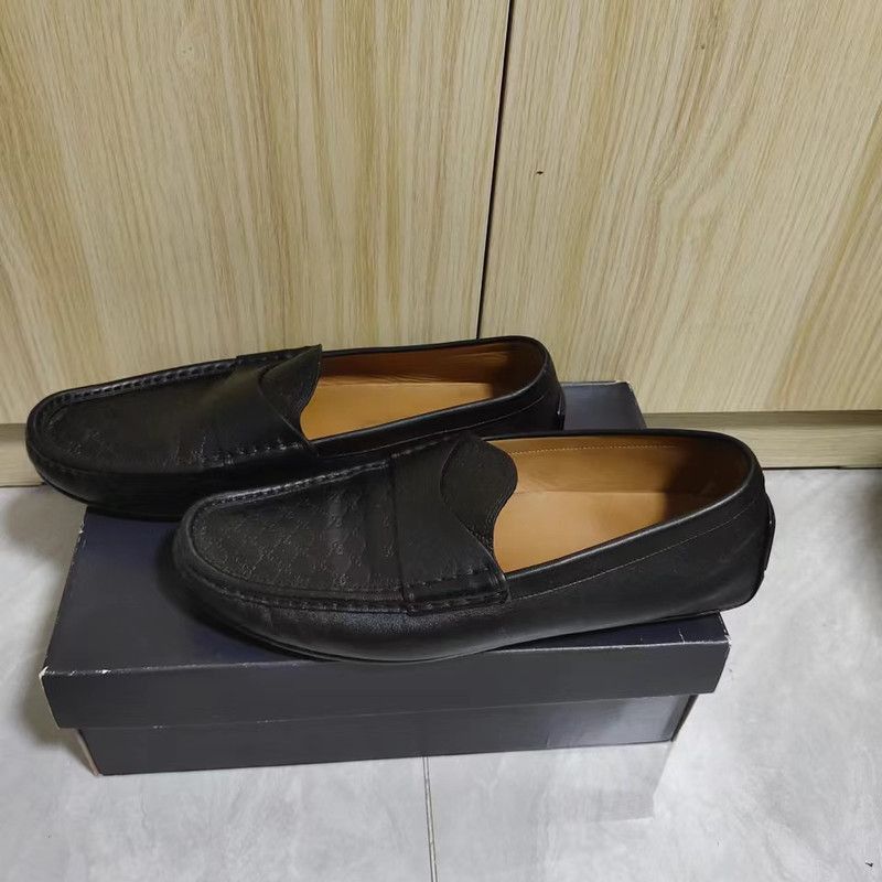 Gucci Gucci Men's Casual Embossed Leather Loafers - Size US 9.5 / EU 42-43 - 1 Thumbnail