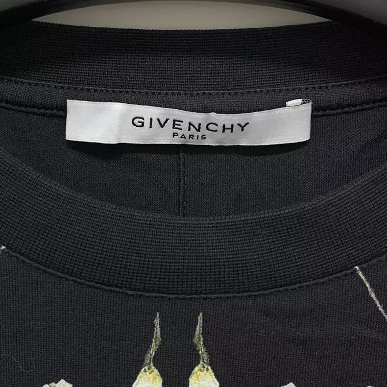 Givenchy Givenchy Virgin Mary Starry Short Sleeve 2505-Nextarrow Size US S / EU 44-46 / 1 - 3 Thumbnail