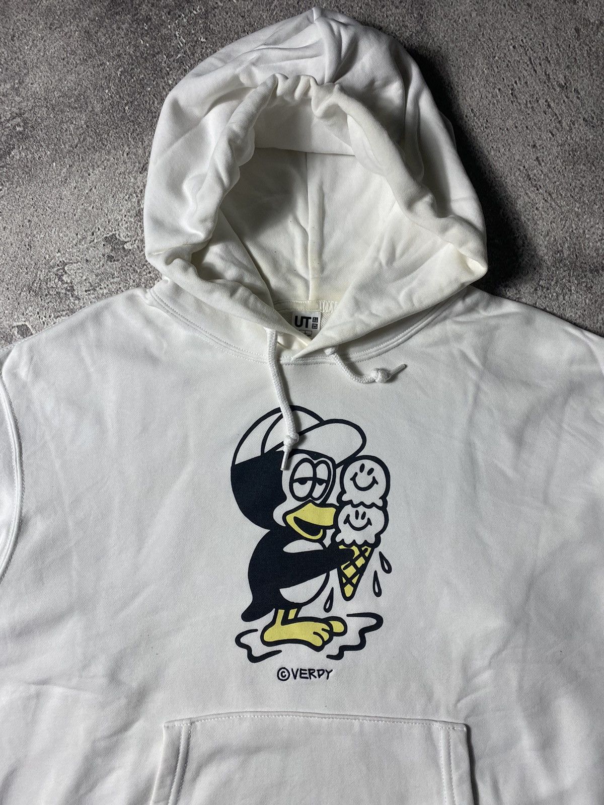 Uniqlo Uniqlo X Verdy Rise Again Hoodie Size US L / EU 52-54 / 3 - 2 Thumbnail