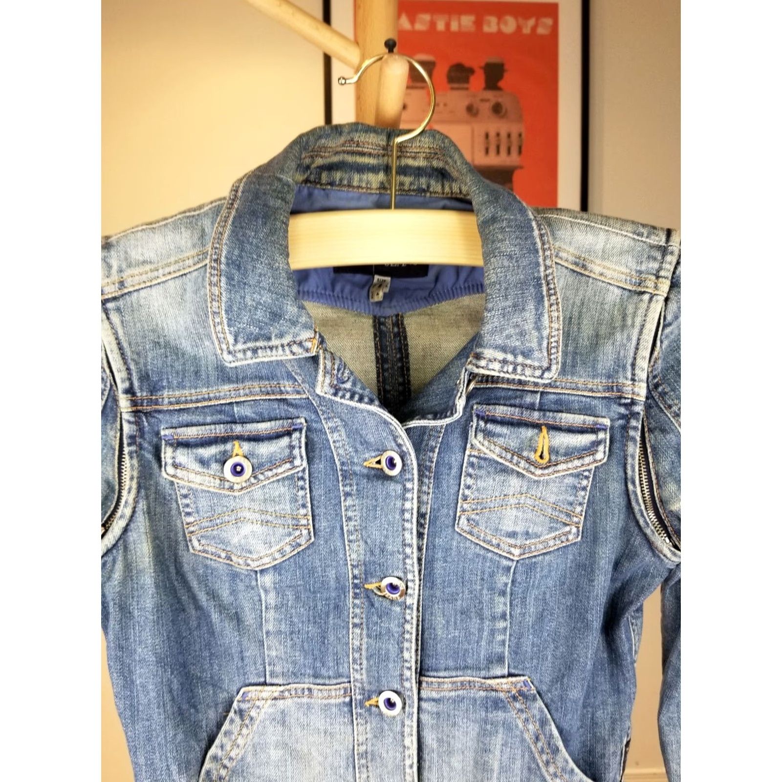 Vintage ARMANI Jeans Denim Jacket Womens 4 Jacket Blue Camouflage Cotton Lined 15 17 25 Cross Shoulder Chest Shoulder to Cuff Features Straps" Size 27" / US 4 / IT 40 - 2 Thumbnail