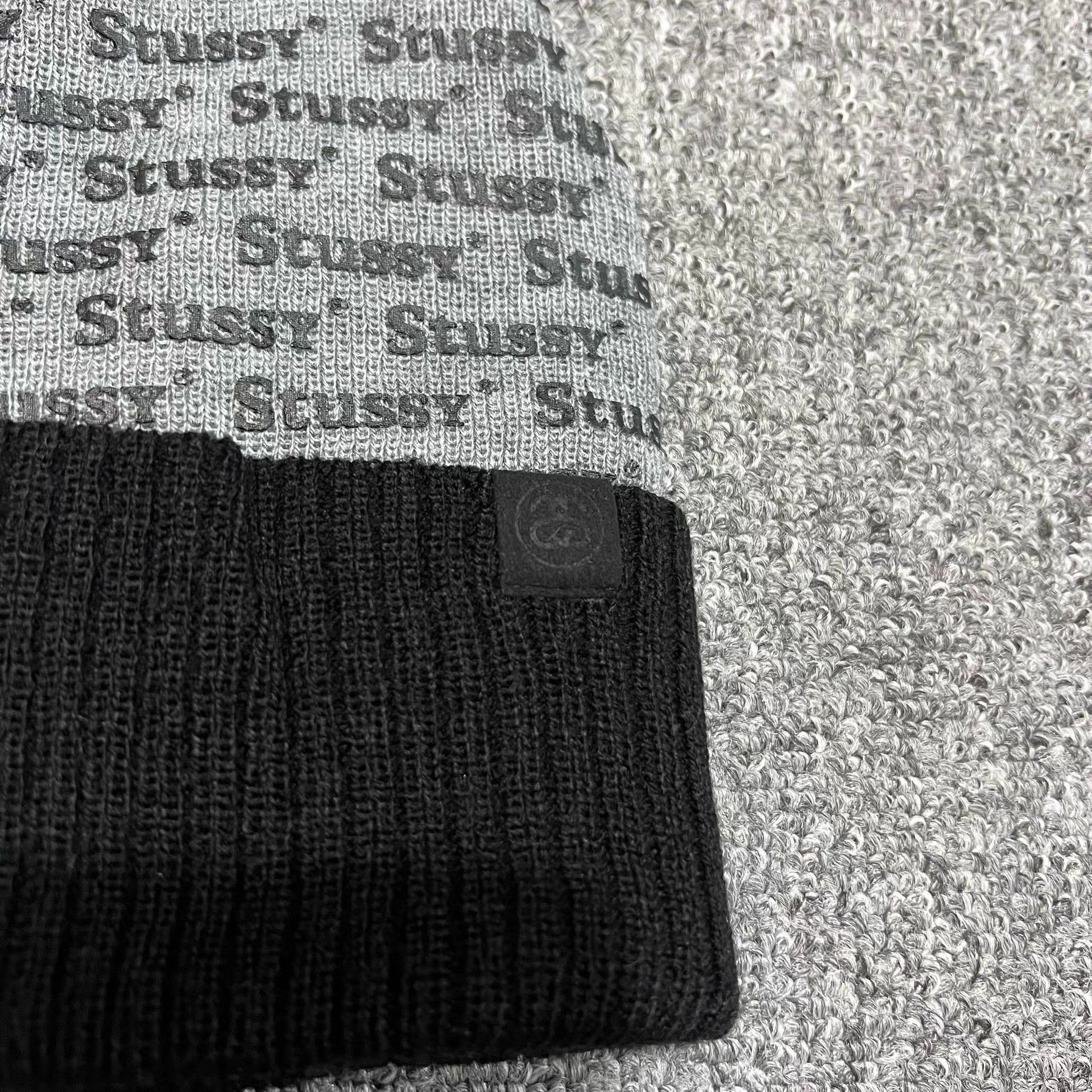 Stussy Stussy All-Over Logo Print Knit Beanie Q7 Size ONE SIZE - 7 Thumbnail