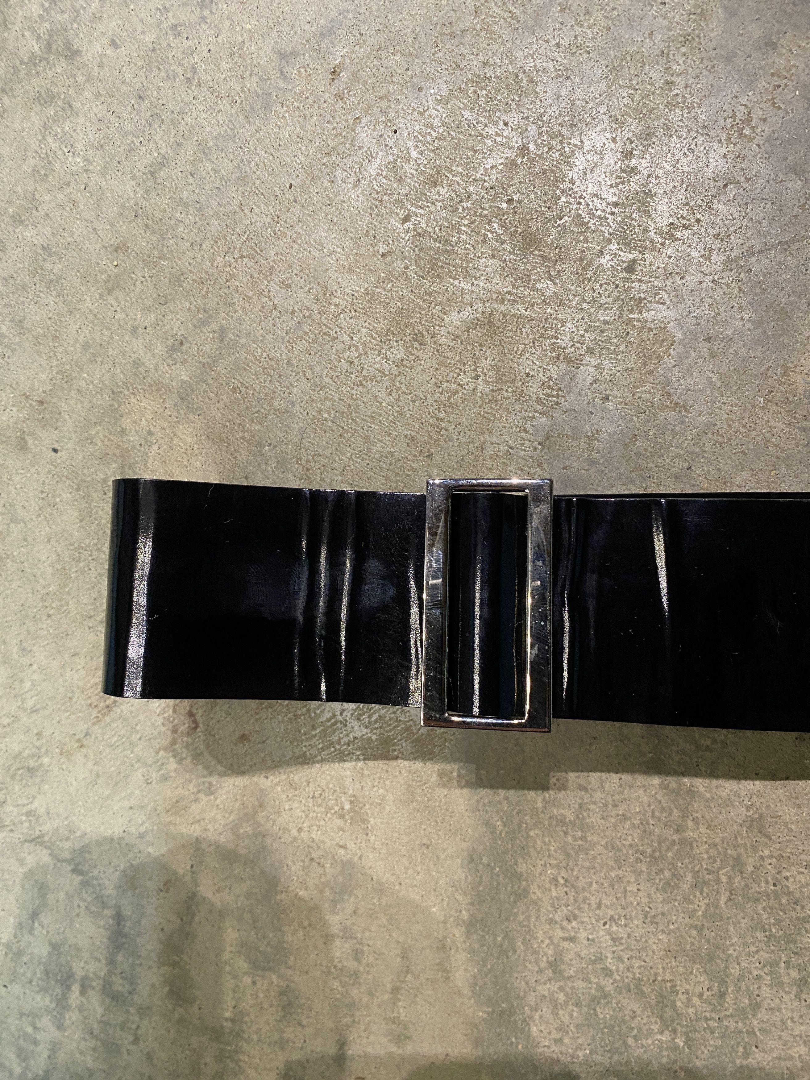 Gucci Gucci FW 1996 G Silver Vinyle Belt by Tom Ford Size ONE SIZE - 13 Thumbnail